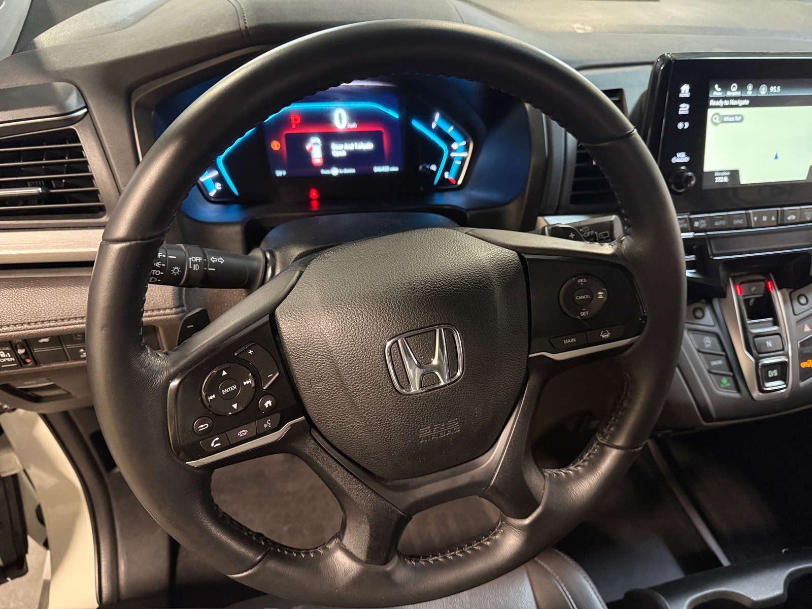 Thumbnail: 2018 Honda Odyssey - 4
