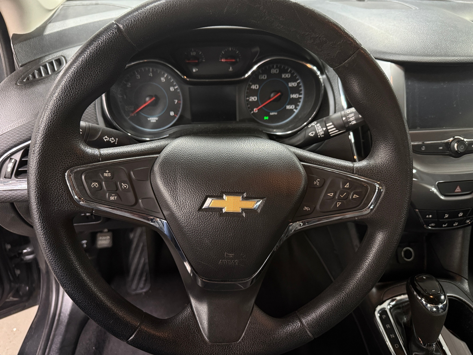 Thumbnail: 2018 Chevrolet Cruze - 5