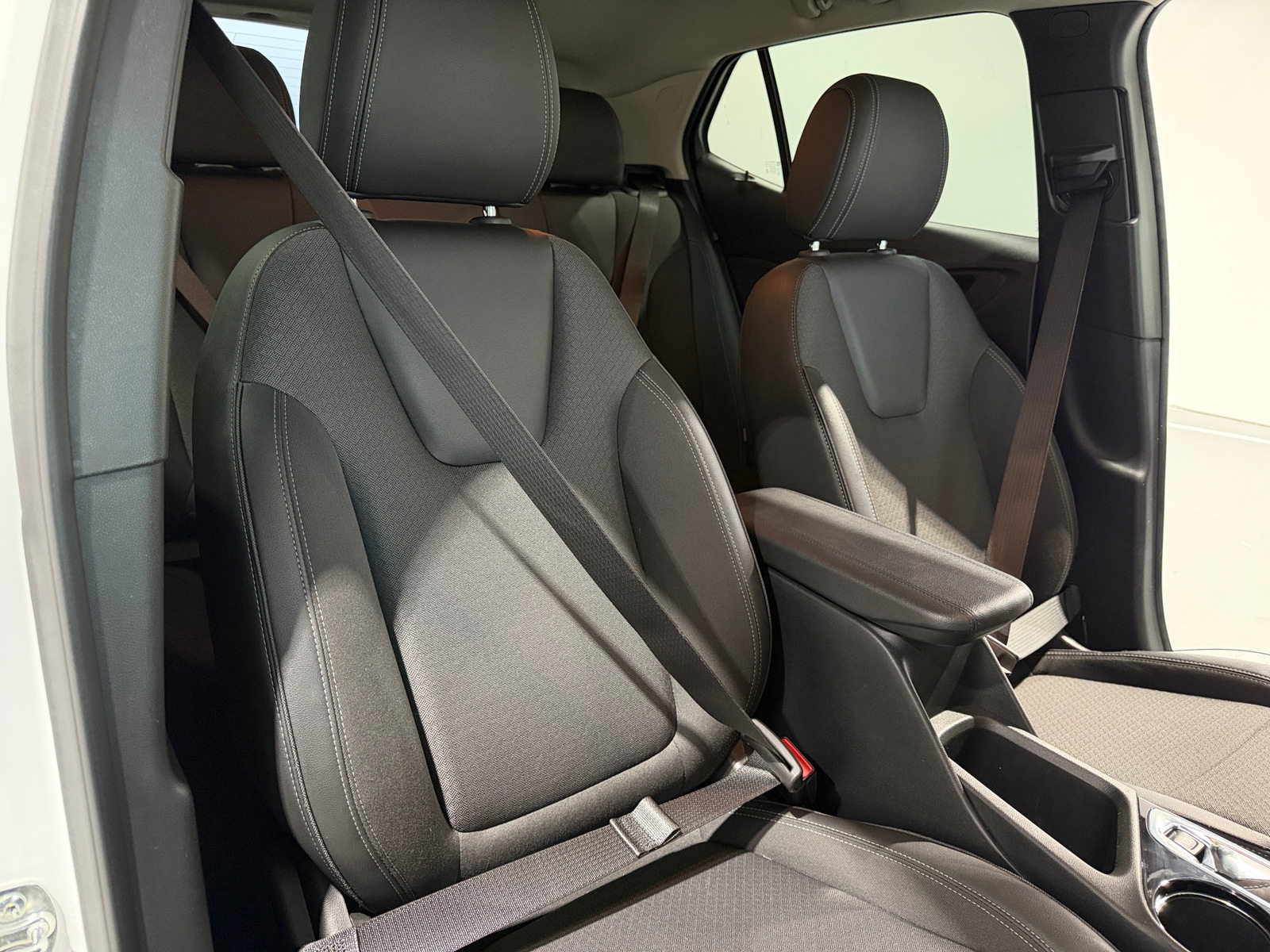 Thumbnail: 2025 Buick Encore GX - 2