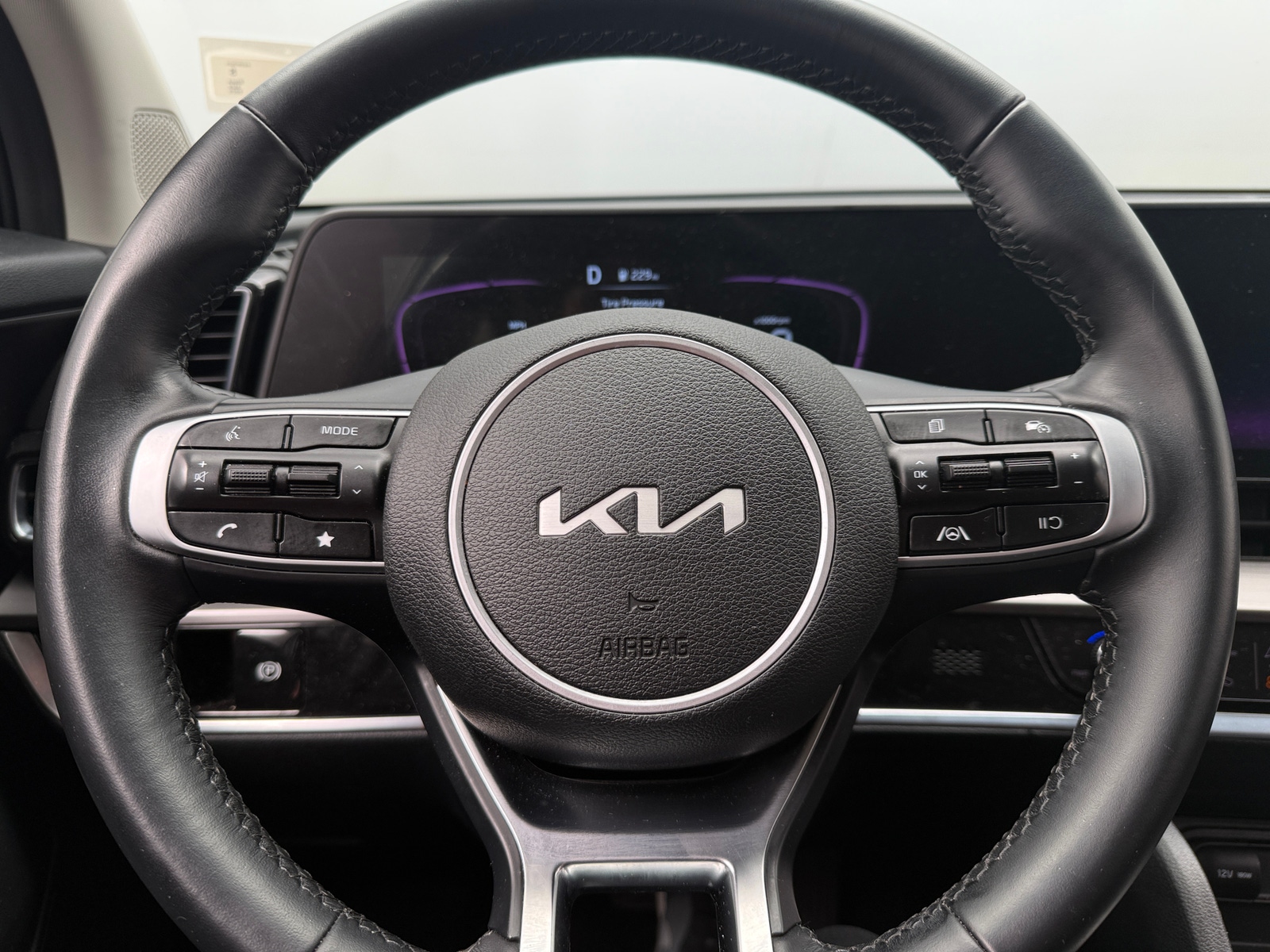Thumbnail: 2025 Kia Sportage - 4