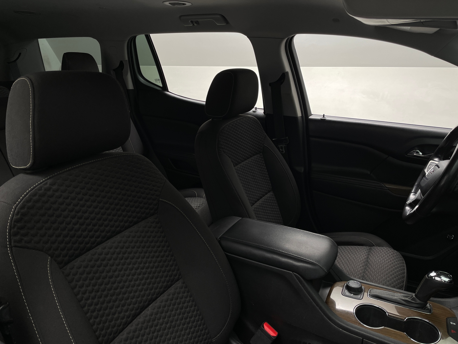 Thumbnail: 2018 GMC Acadia - 2
