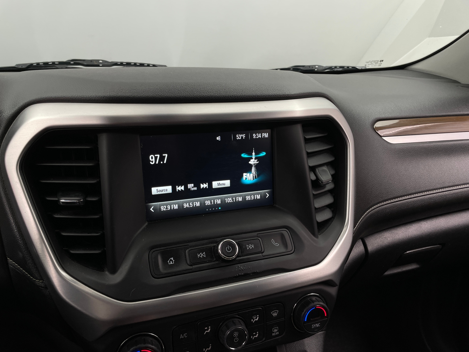 Thumbnail: 2018 GMC Acadia - 4