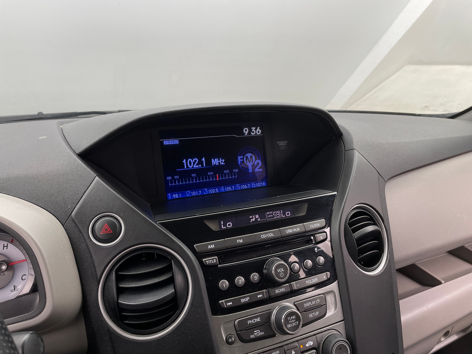 Thumbnail: 2015 Honda Pilot - 4