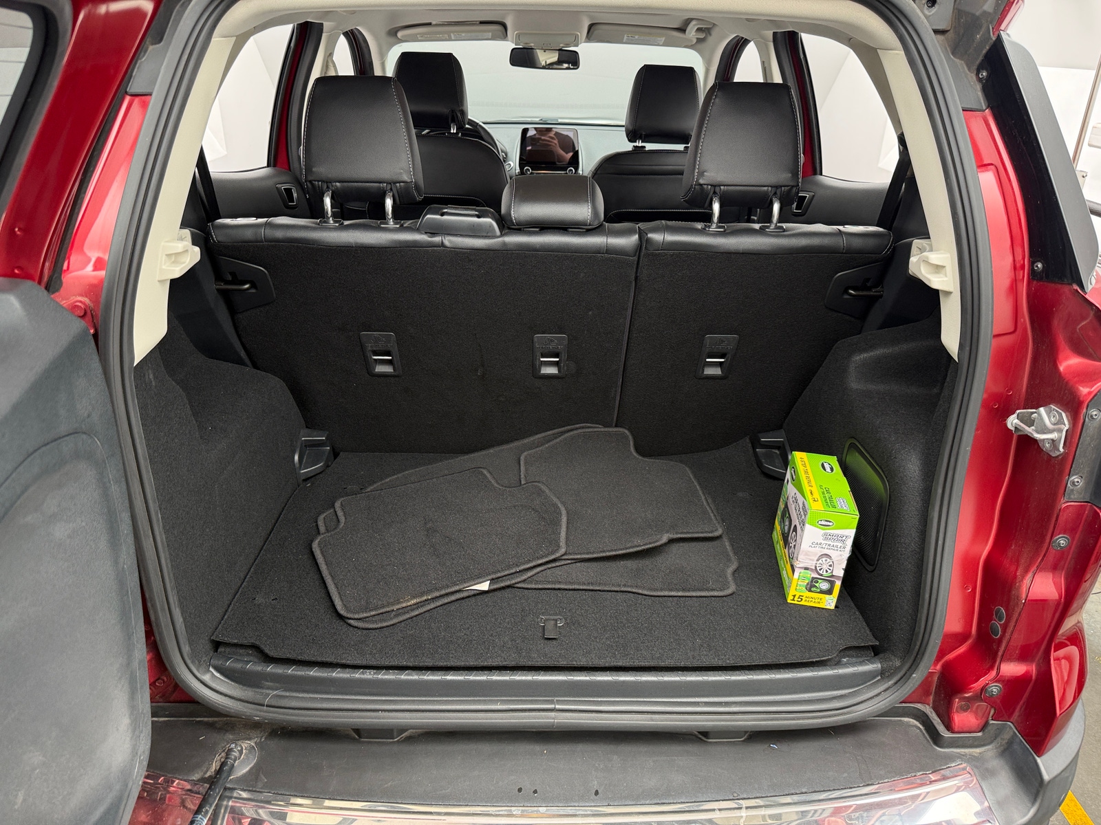 Thumbnail: 2018 Ford EcoSport - 6