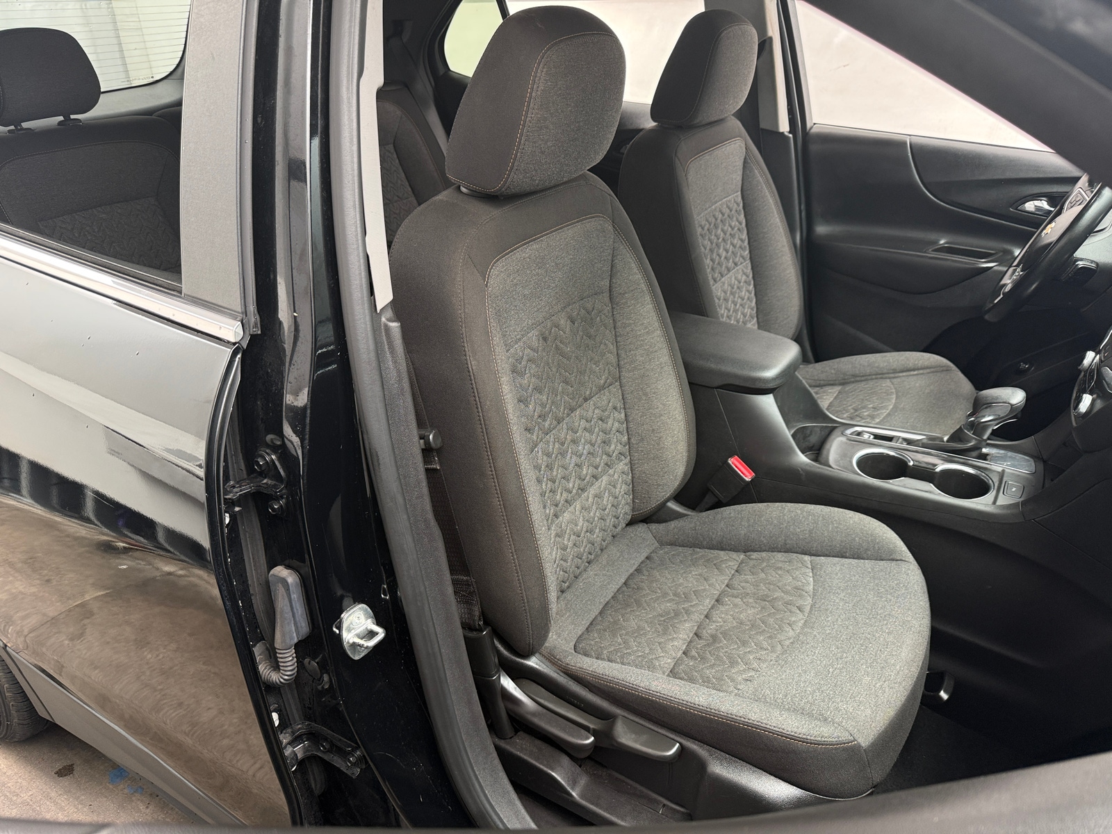 Thumbnail: 2023 Chevrolet Equinox - 2