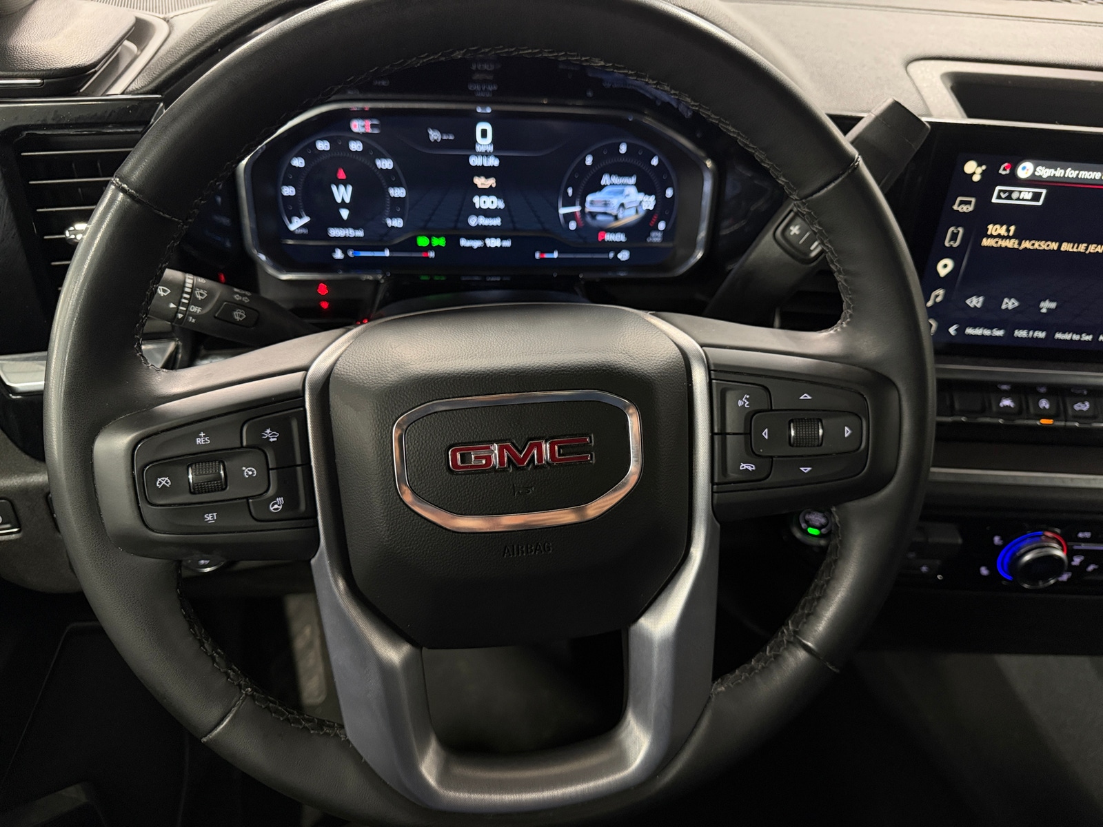 Thumbnail: 2025 GMC Sierra 1500 - 4