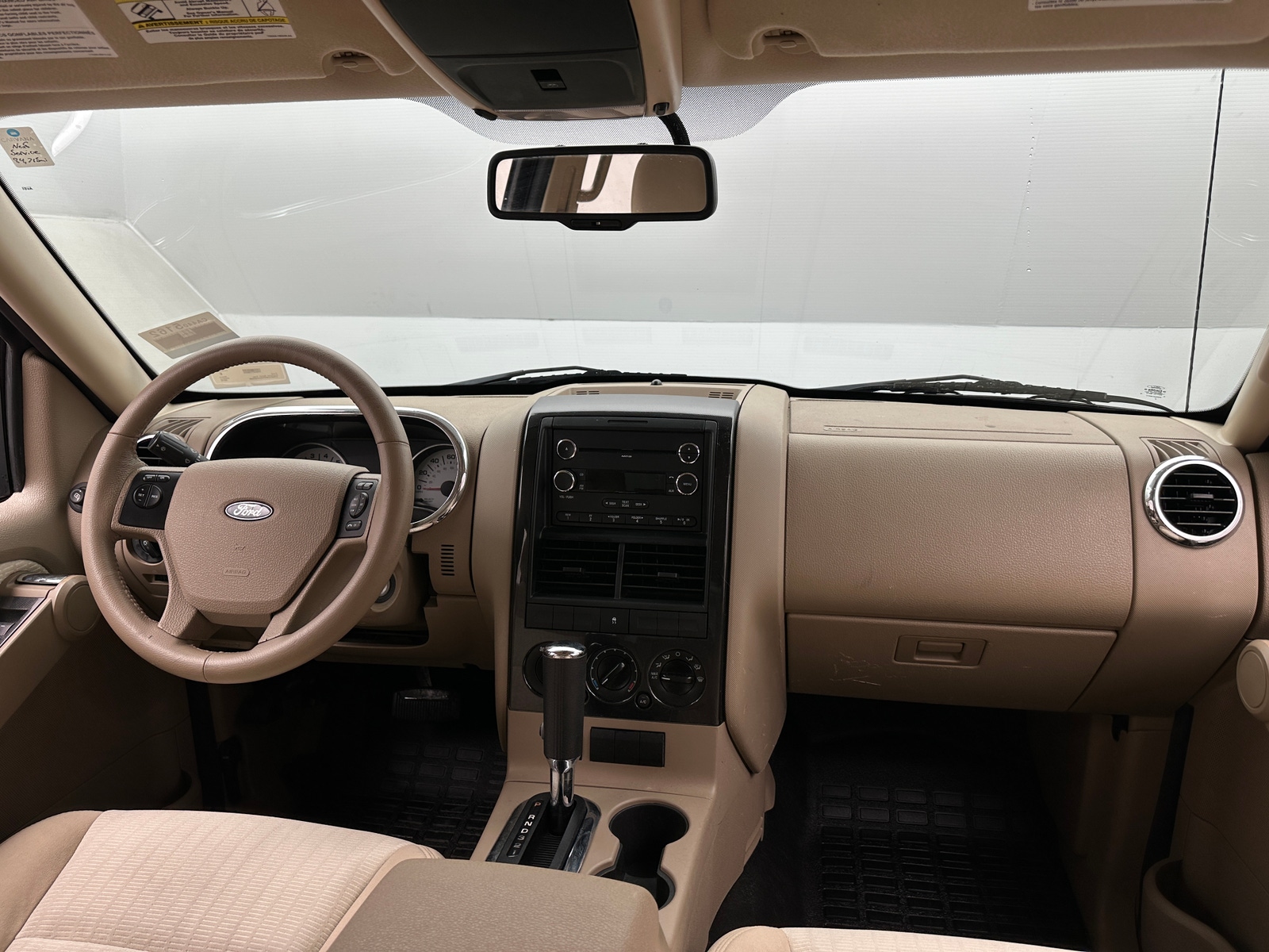 Thumbnail: 2010 Ford Explorer Sport Trac - 3