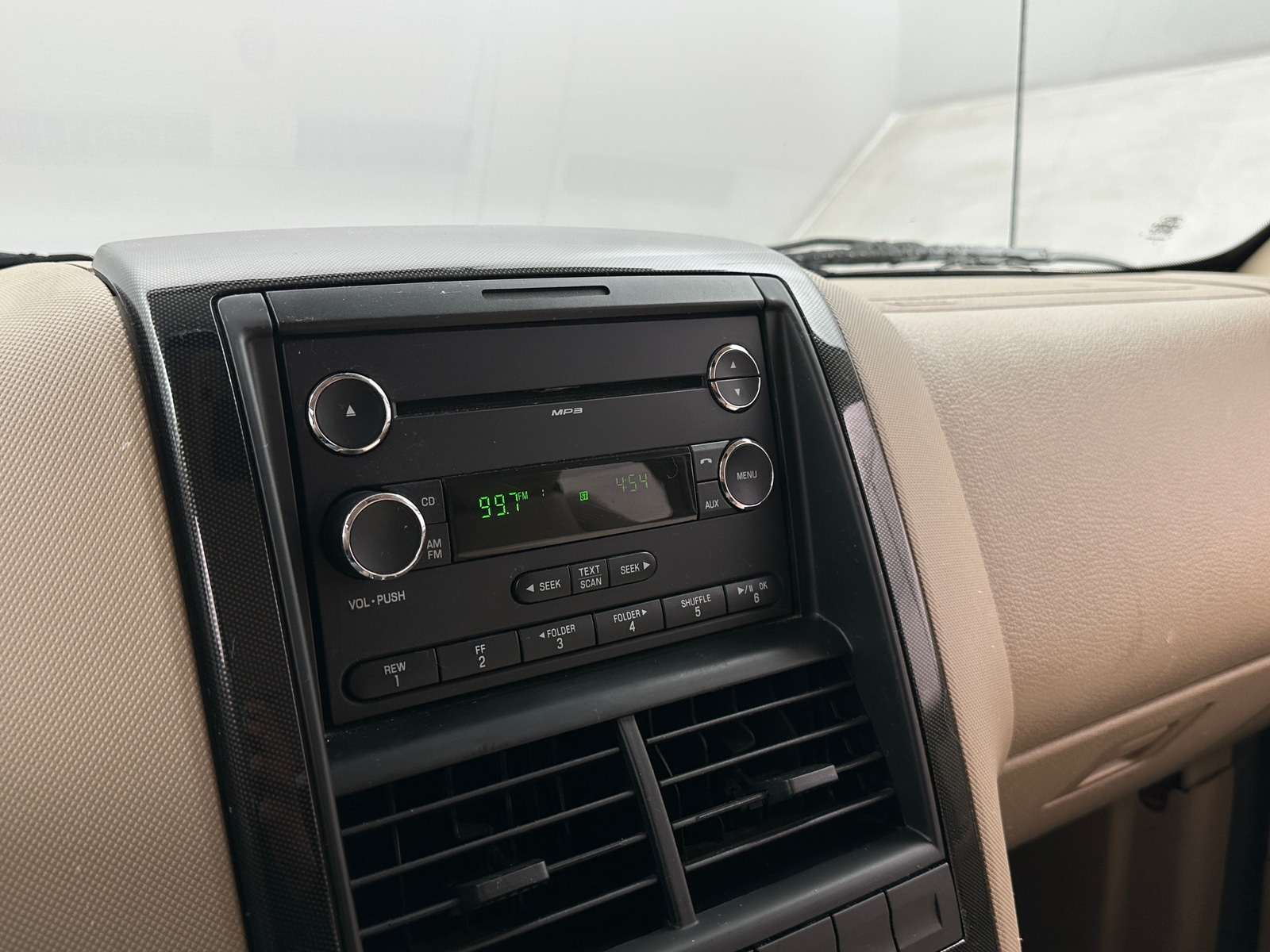Thumbnail: 2010 Ford Explorer Sport Trac - 4