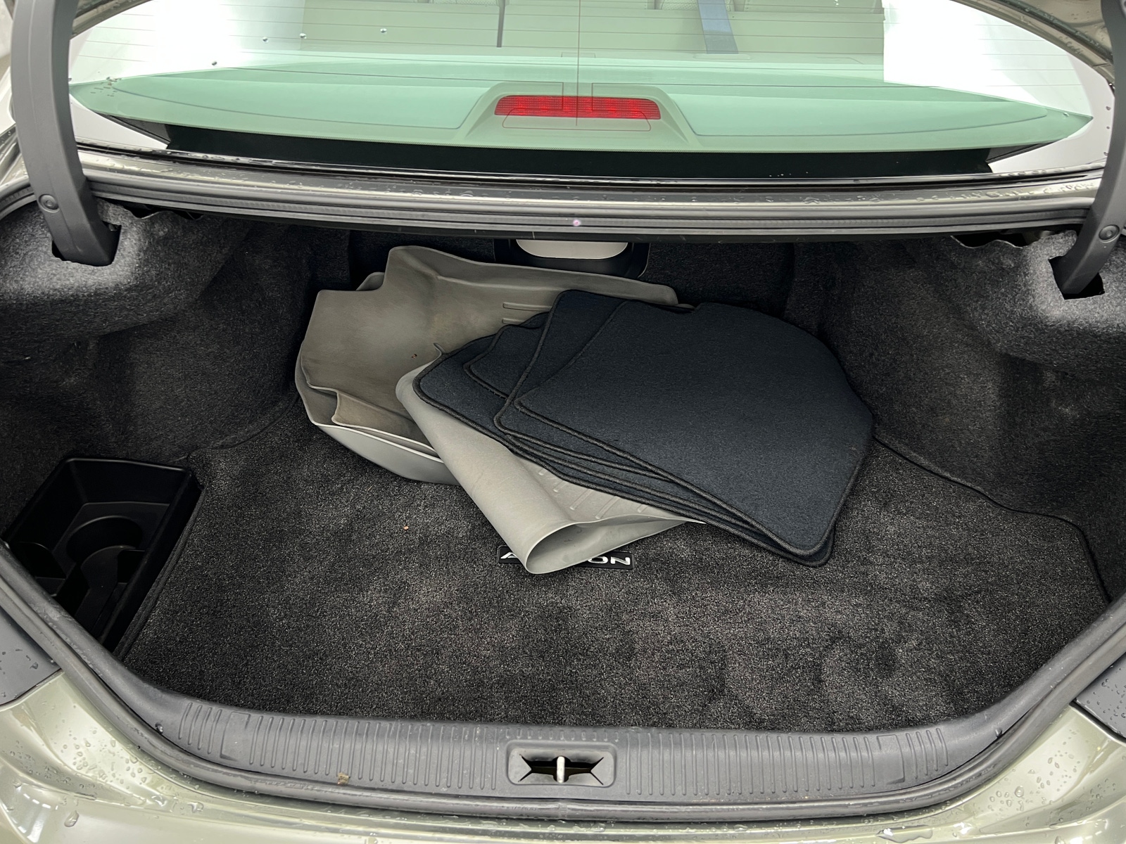 Thumbnail: 2011 Toyota Avalon - 6