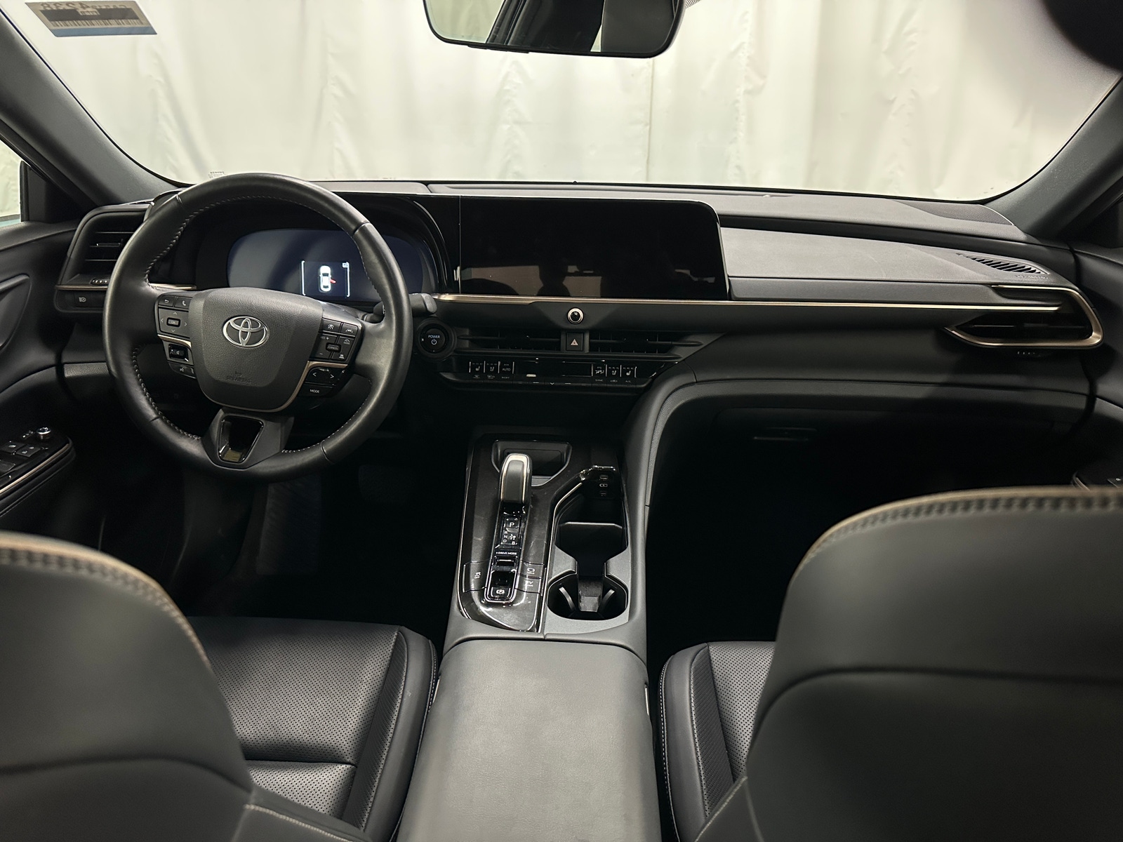 Thumbnail: 2025 Toyota Crown - 2