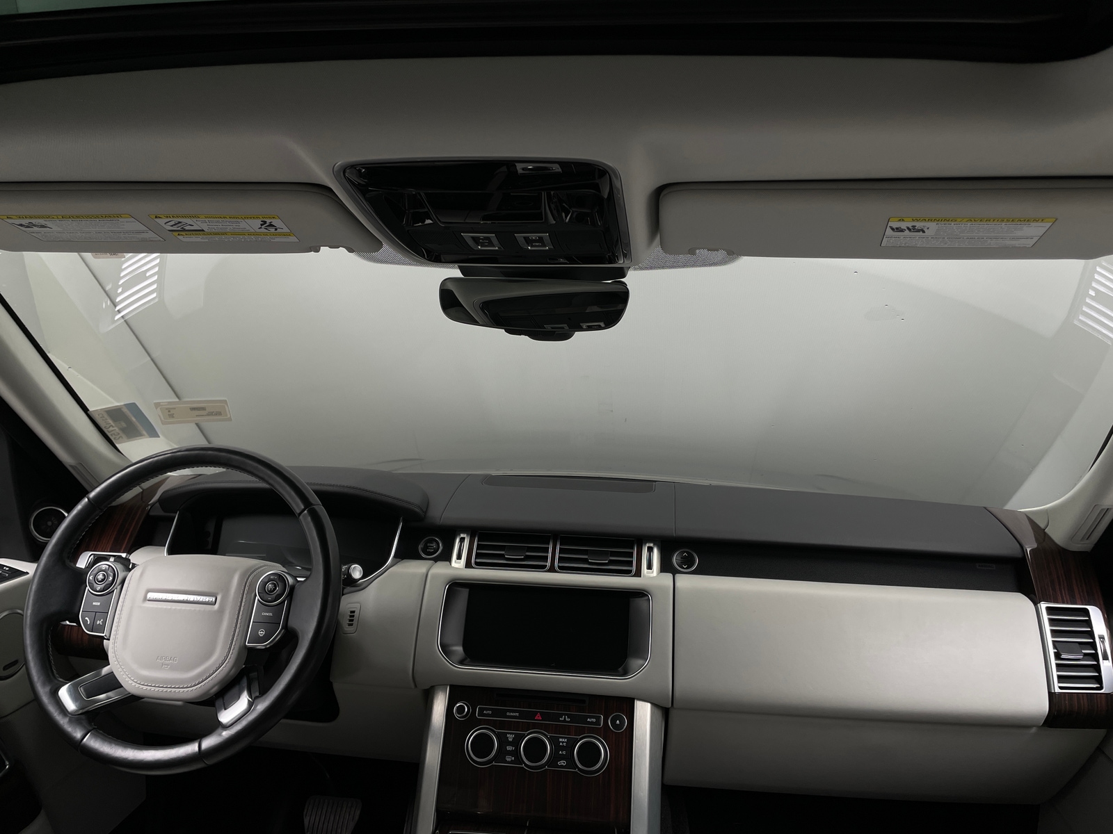 Thumbnail: 2017 Land Rover Range Rover - 2