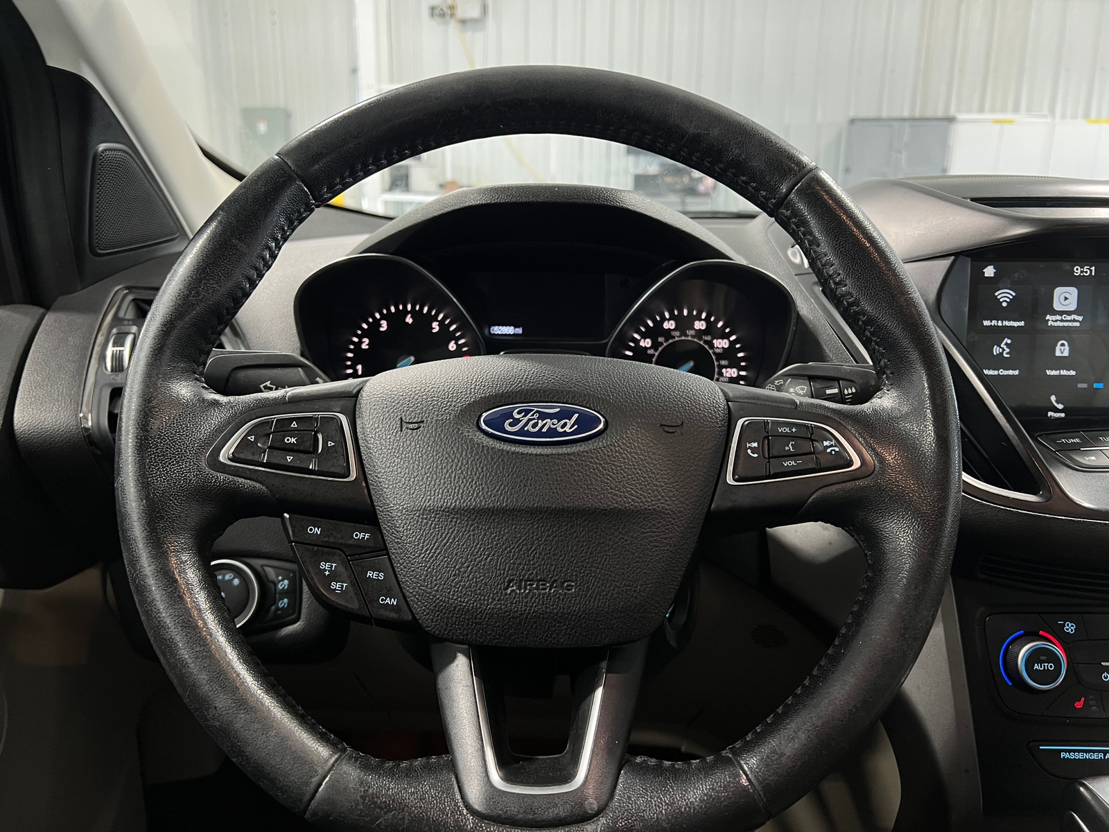 Thumbnail: 2018 Ford Escape - 4