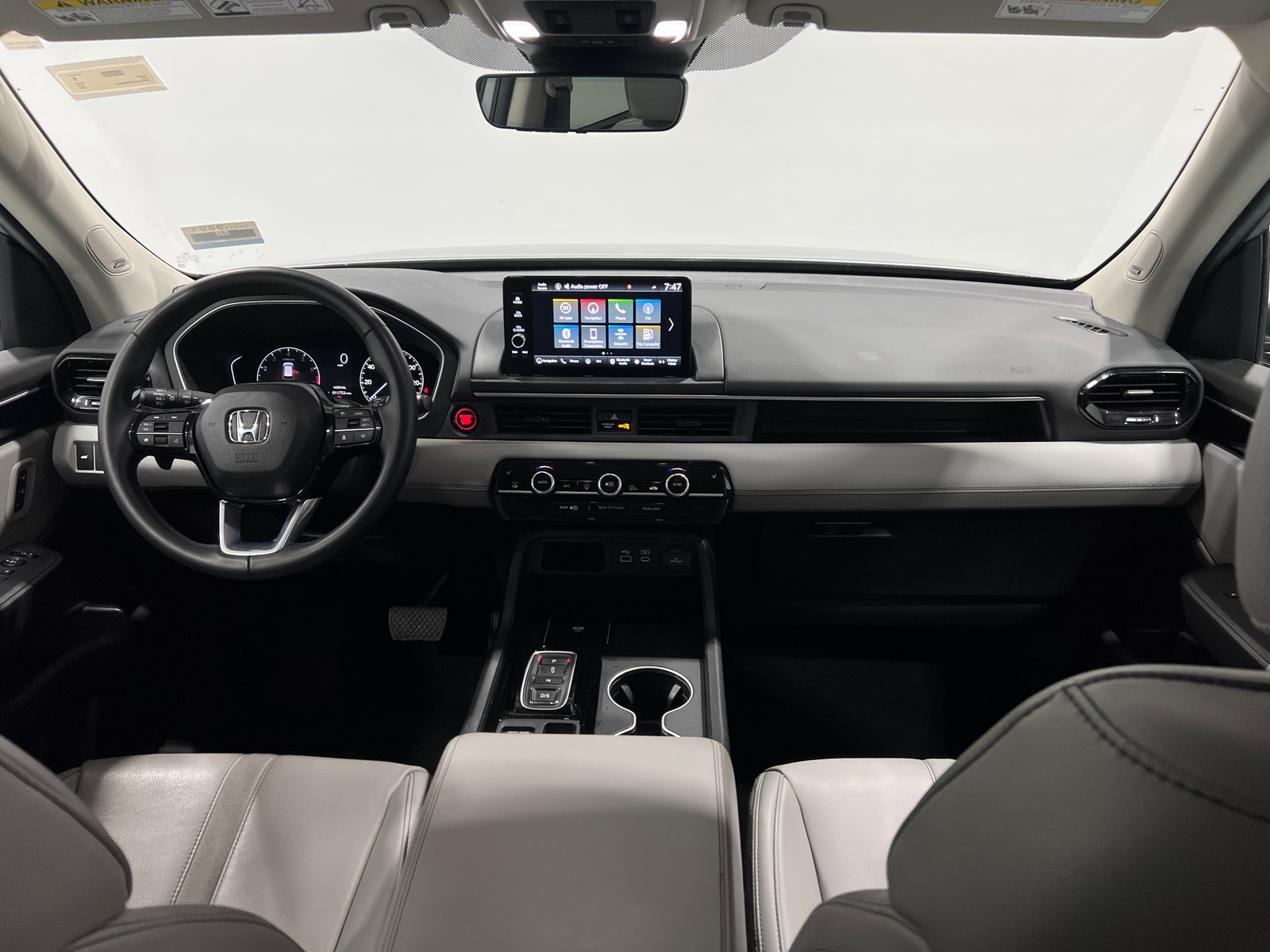 Thumbnail: 2025 Honda Pilot - 2