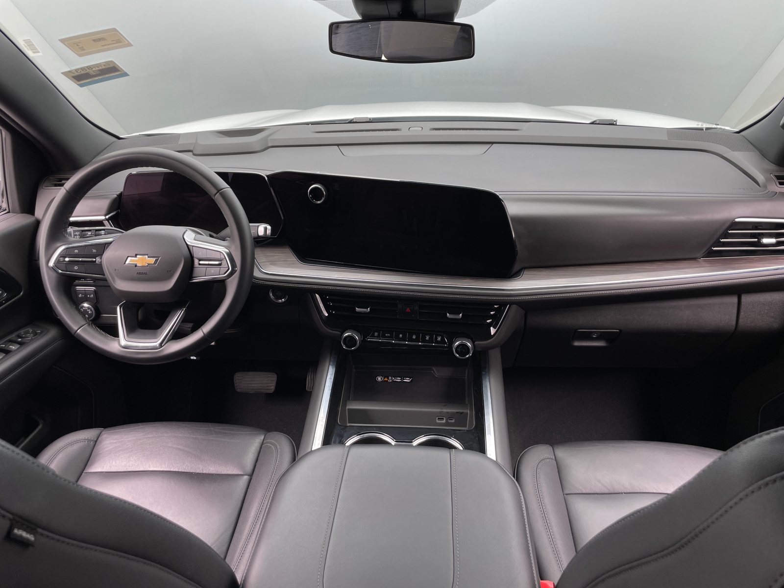 Thumbnail: 2025 Chevrolet Tahoe - 2