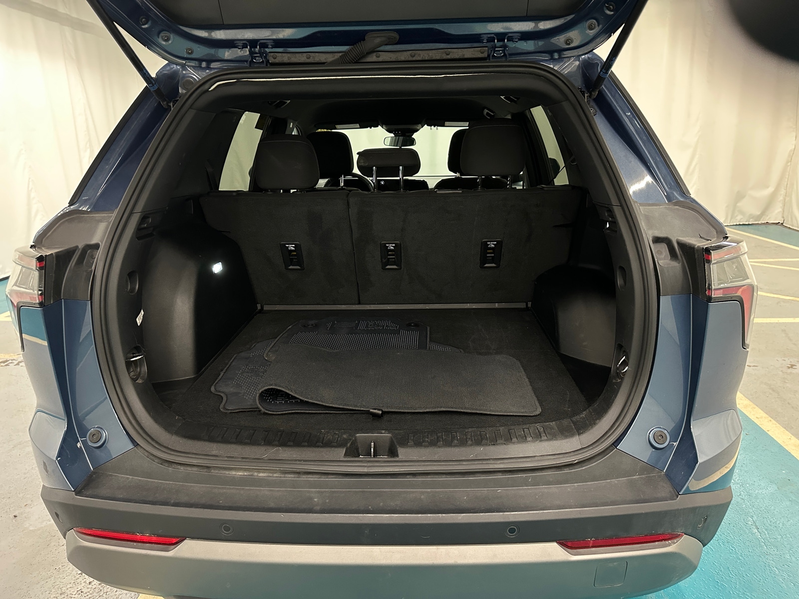 Thumbnail: 2025 Chevrolet Equinox - 7