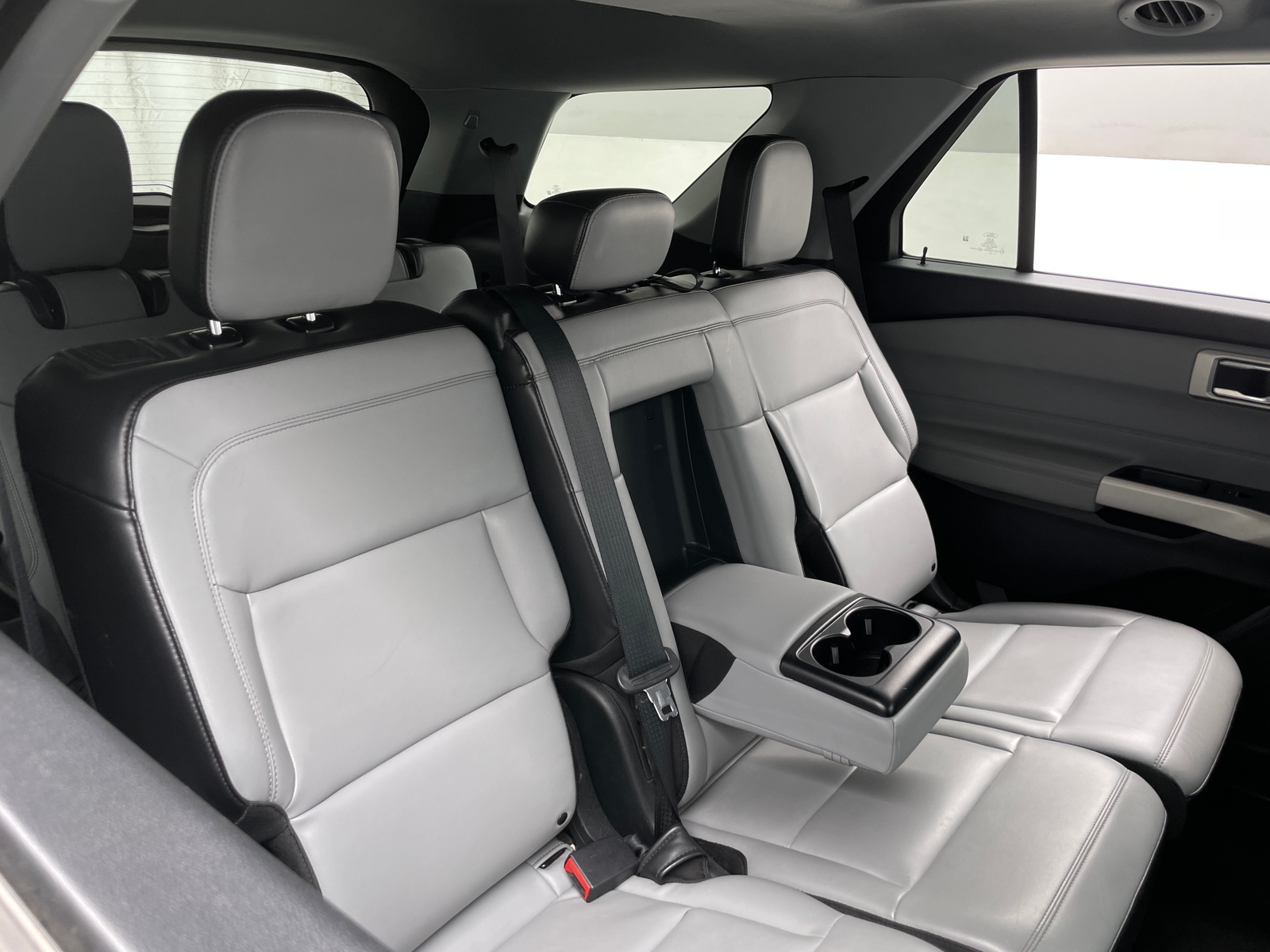 Thumbnail: 2021 Ford Explorer - 6