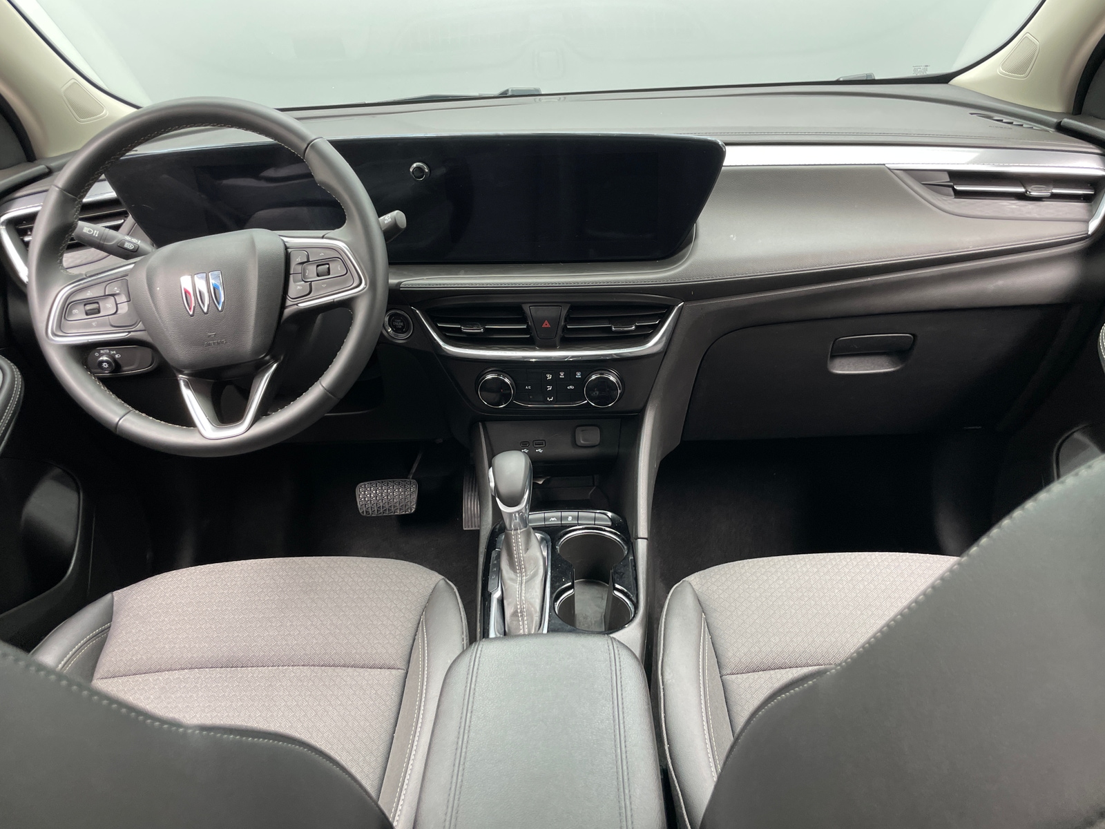 Thumbnail: 2025 Buick Encore GX - 2