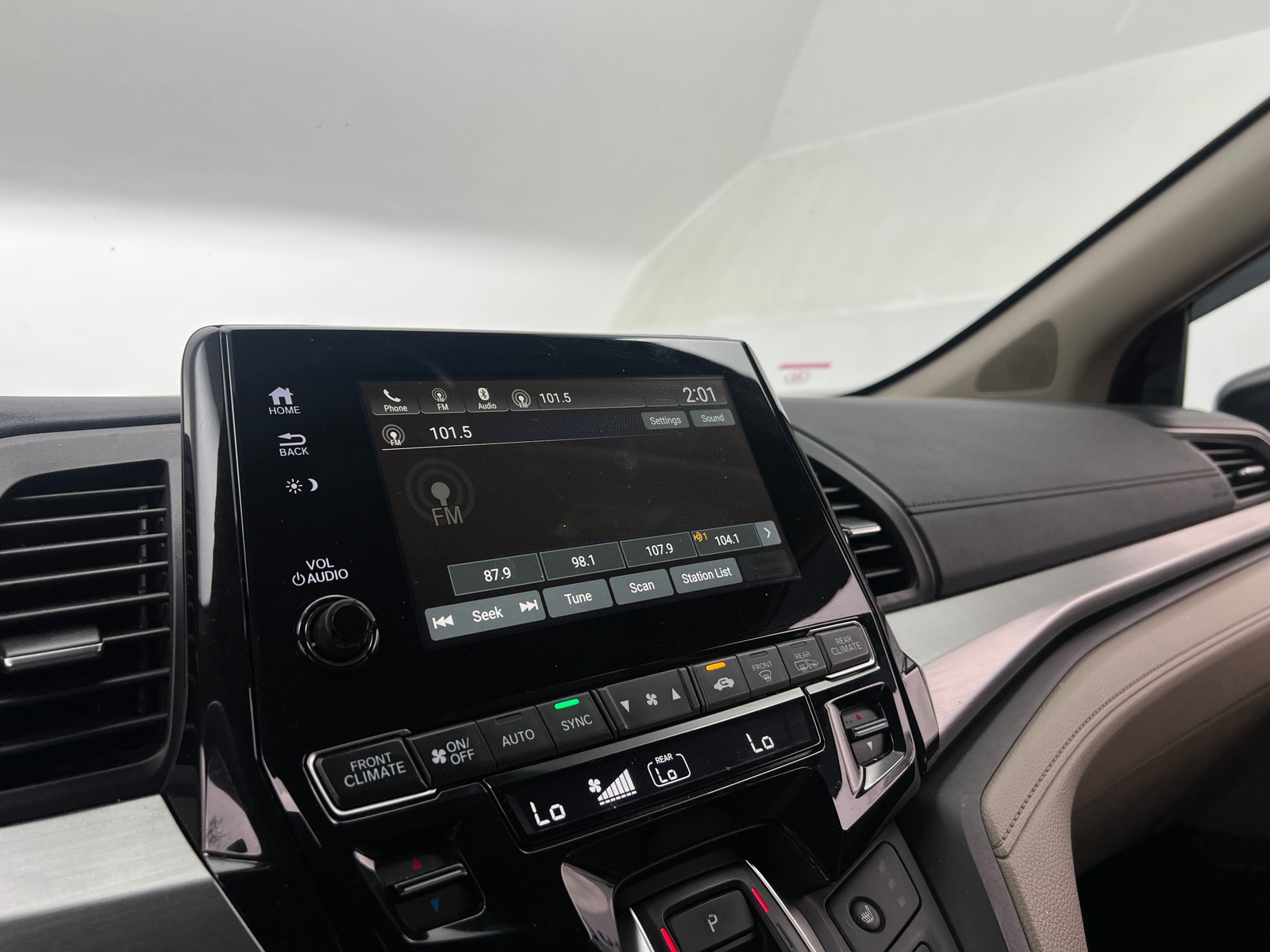Thumbnail: 2019 Honda Odyssey - 3