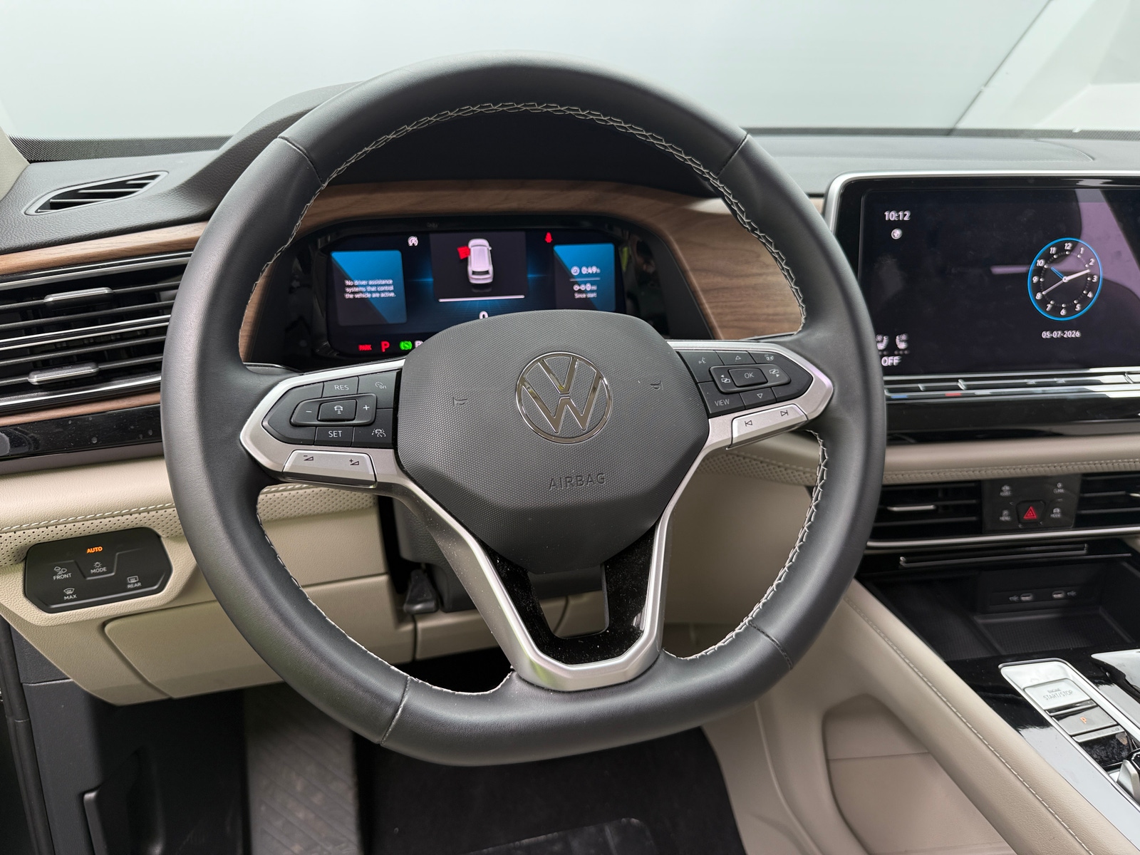 Thumbnail: 2024 Volkswagen Atlas - 4