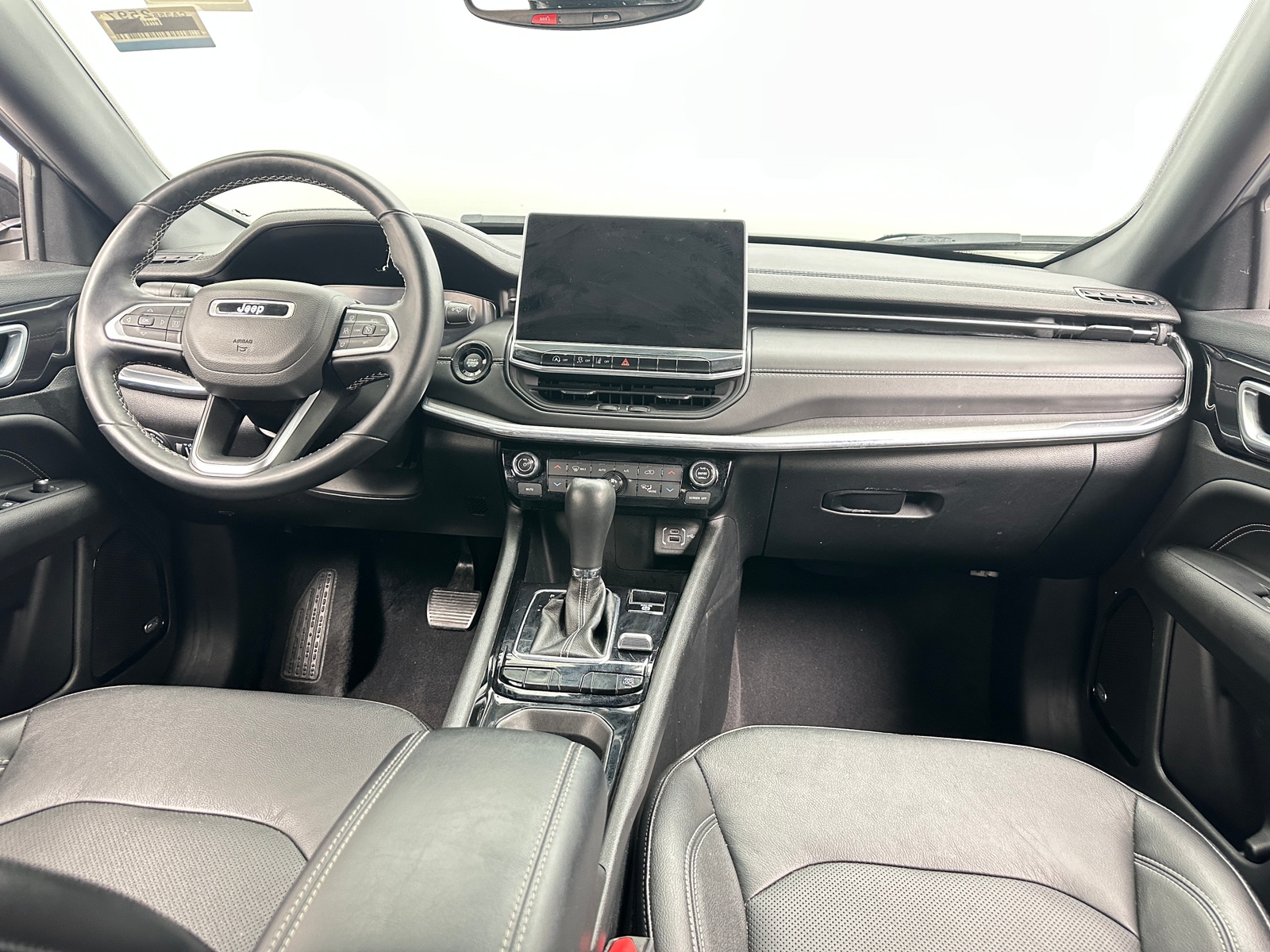Thumbnail: 2022 Jeep Compass - 2