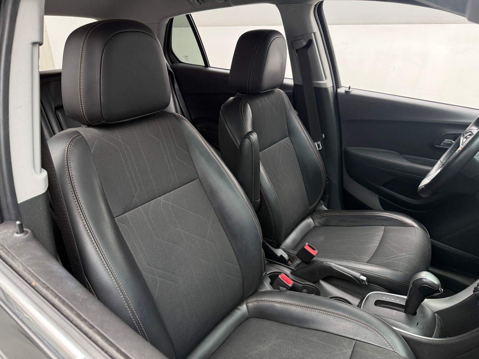 Thumbnail: 2018 Chevrolet Trax - 2