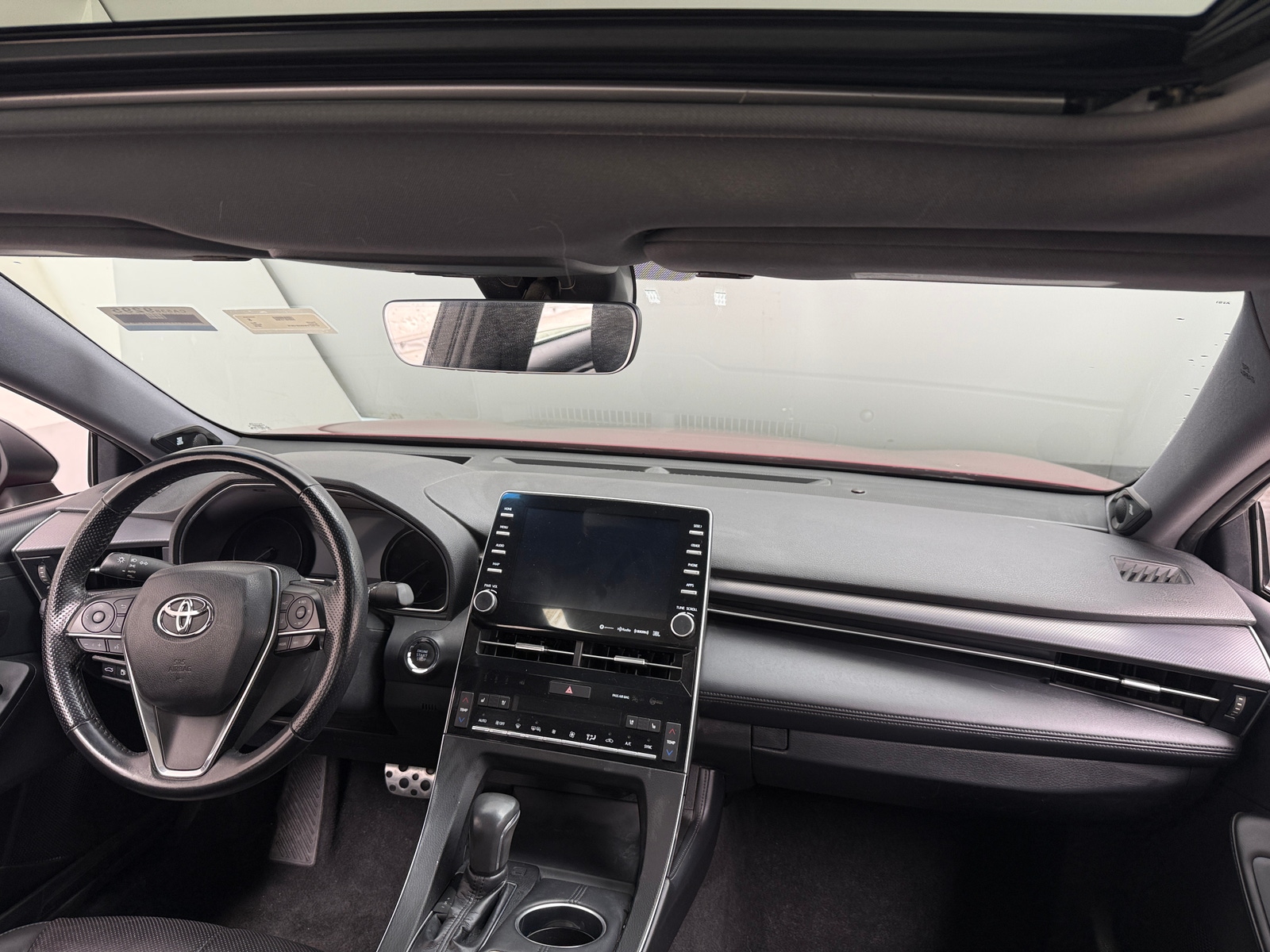 Thumbnail: 2019 Toyota Avalon - 3
