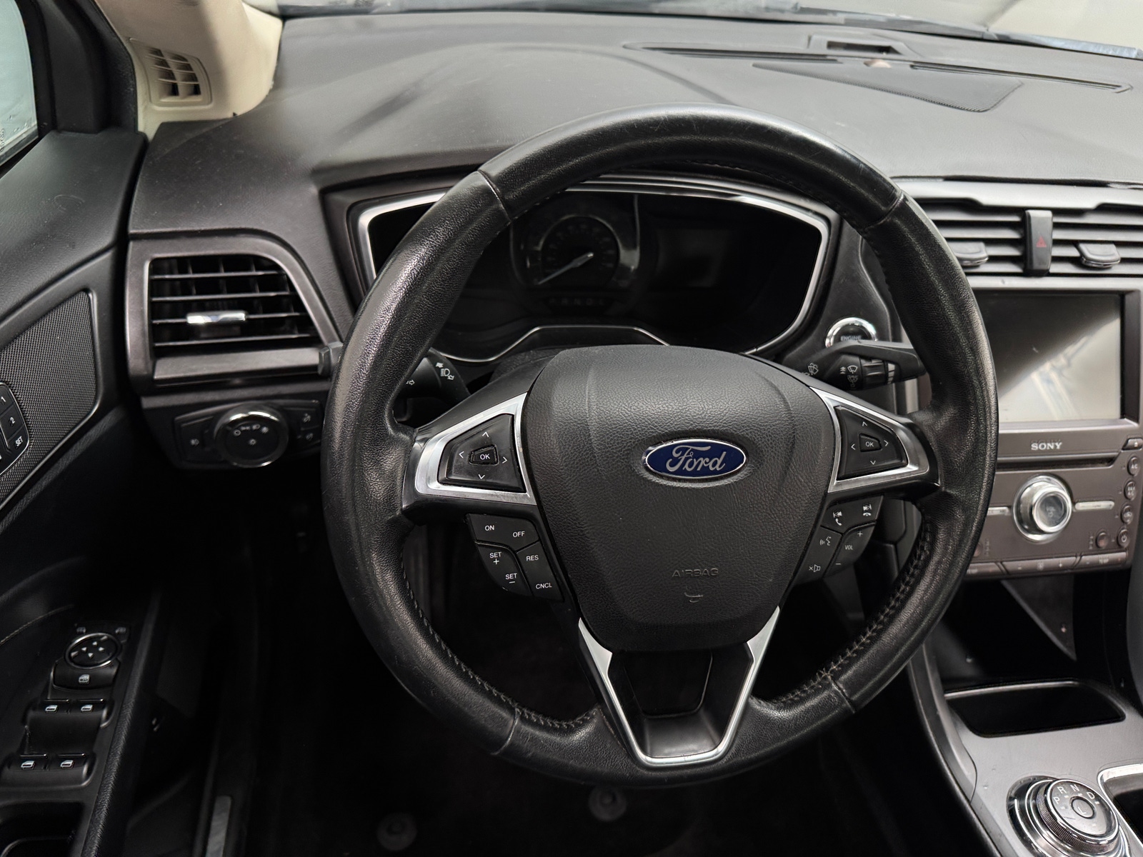 Thumbnail: 2017 Ford Fusion - 4