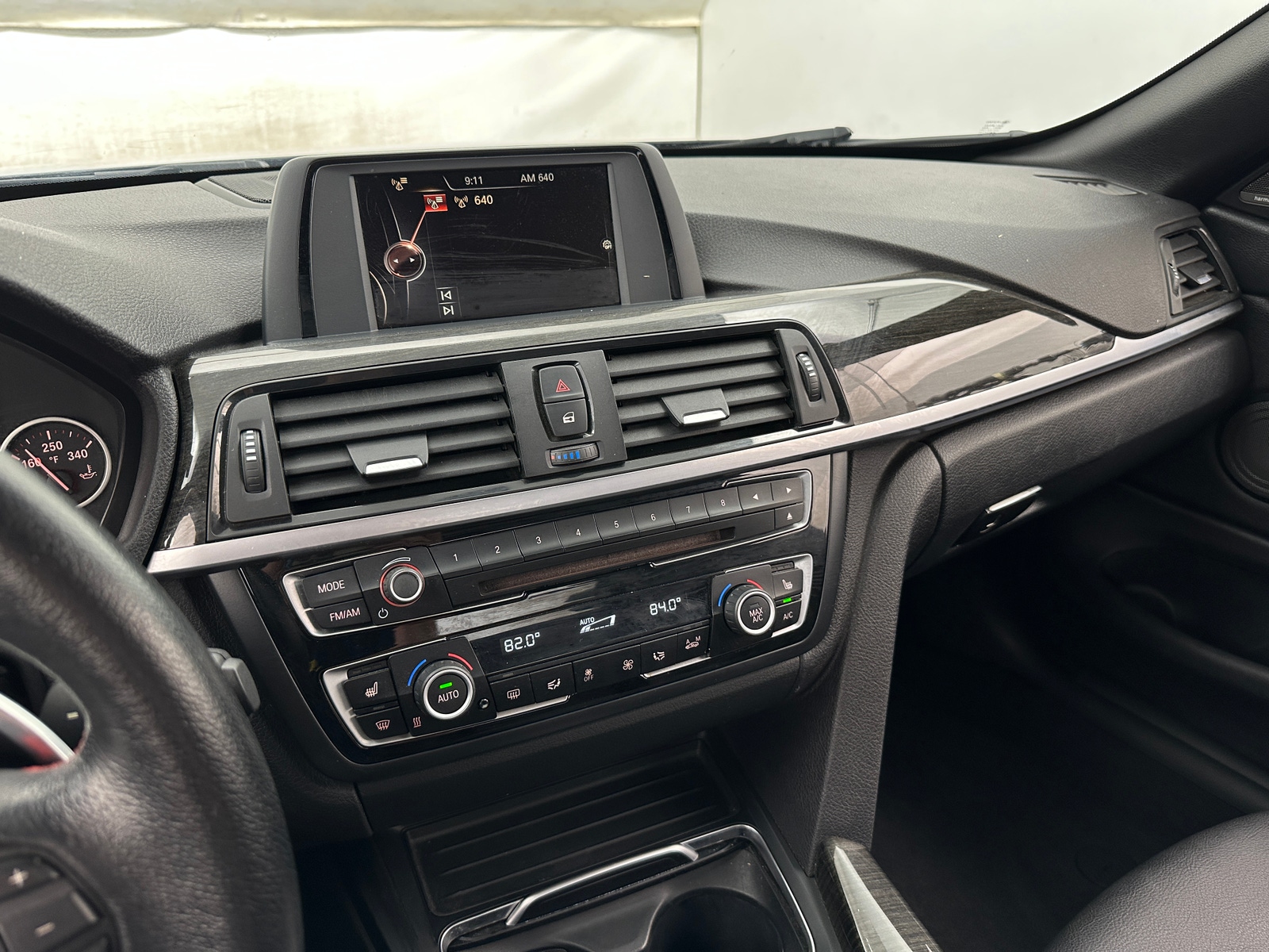 Thumbnail: 2016 BMW 4 Series - 3