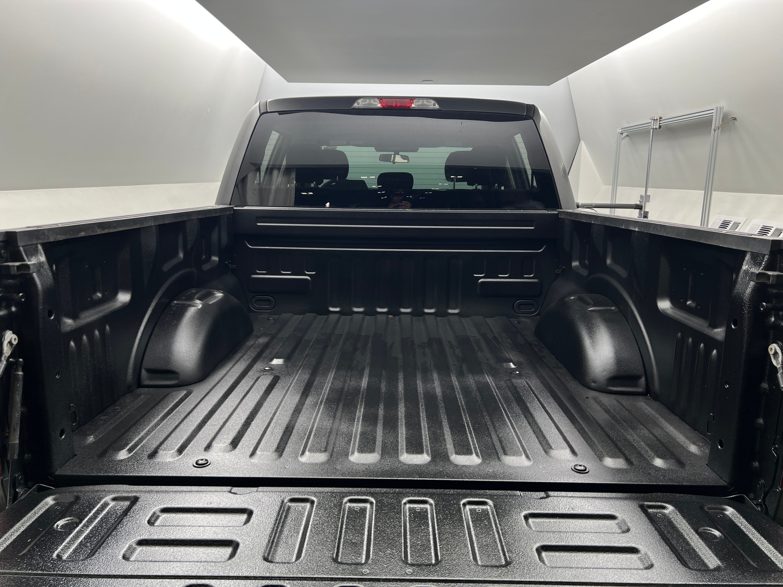 Thumbnail: 2018 Ford Econoline - 7