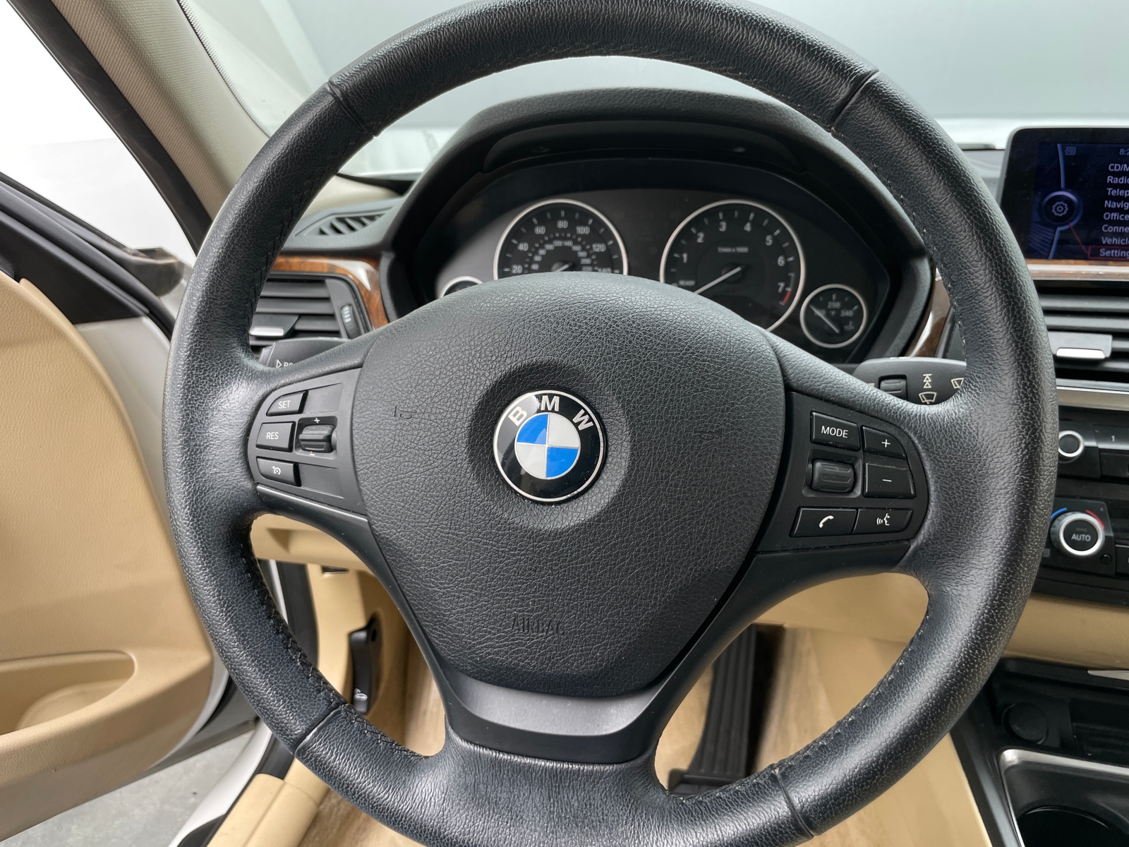 Thumbnail: 2013 BMW 3 Series - 4