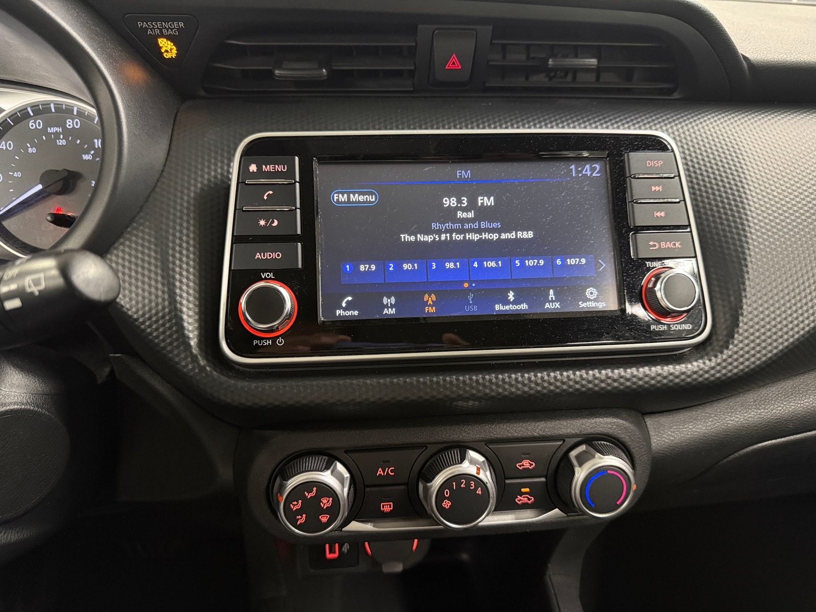 Thumbnail: 2021 Nissan Kicks - 4