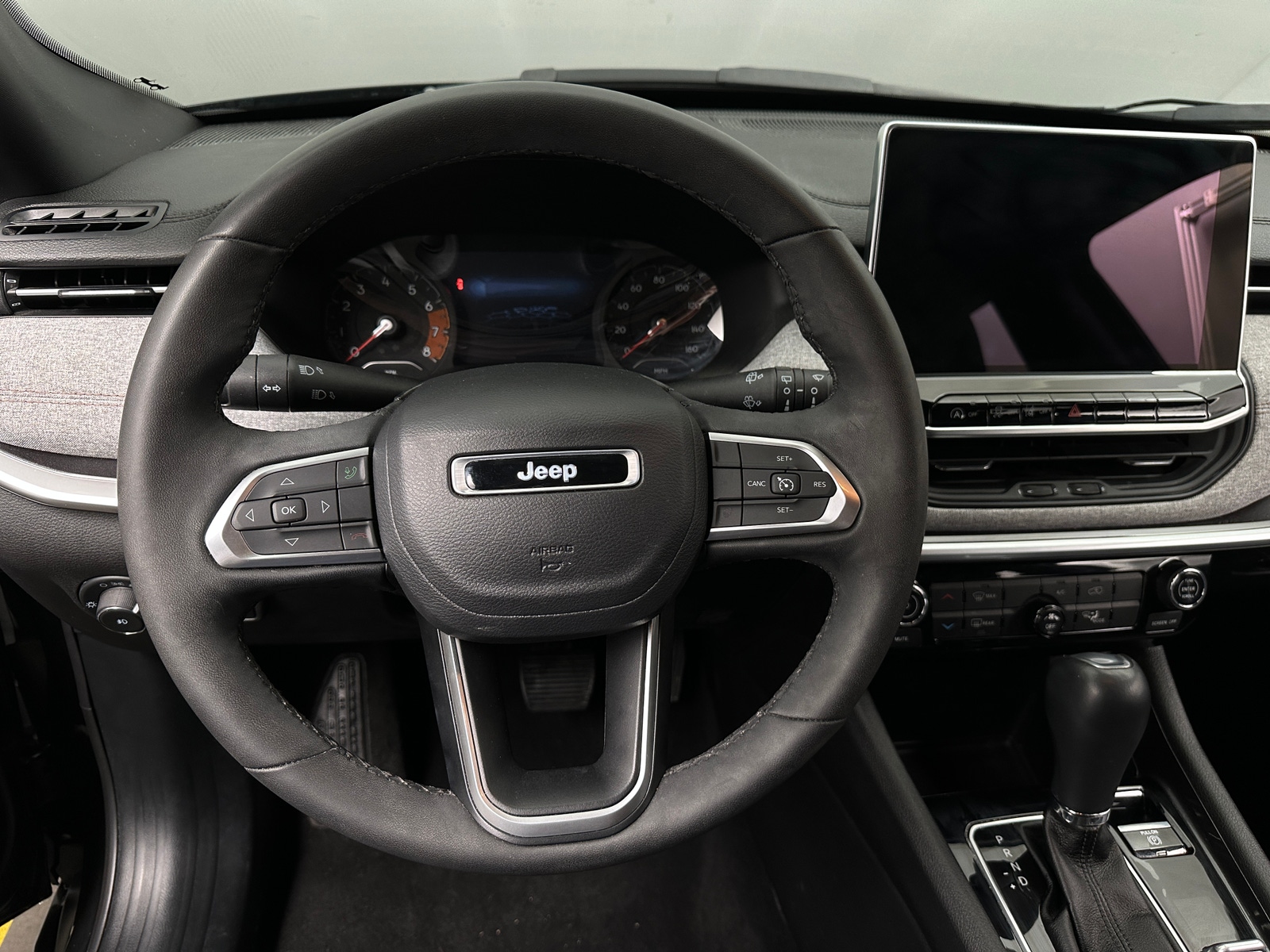 Thumbnail: 2023 Jeep Compass - 4