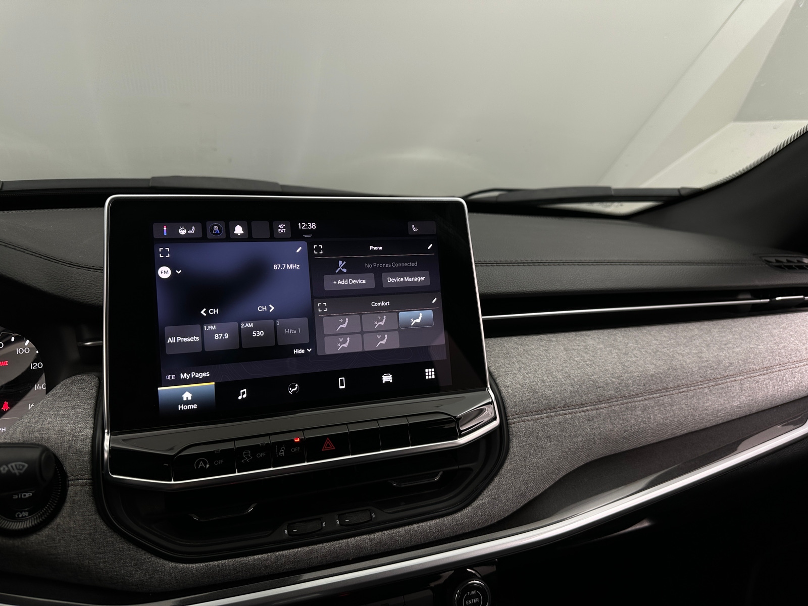 Thumbnail: 2023 Jeep Compass - 3