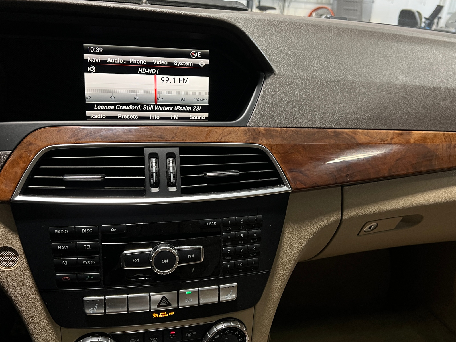 Thumbnail: 2013 Mercedes-Benz C-Class - 3