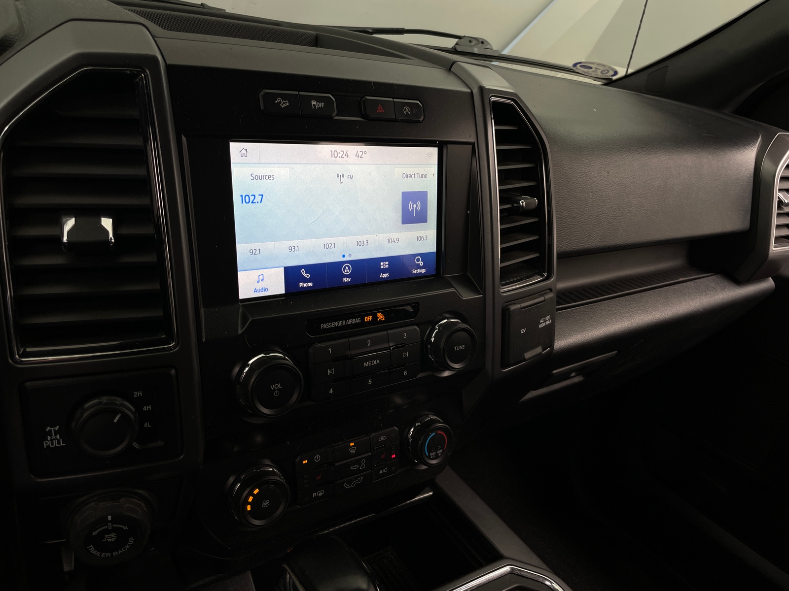 Thumbnail: 2019 Ford Econoline - 4