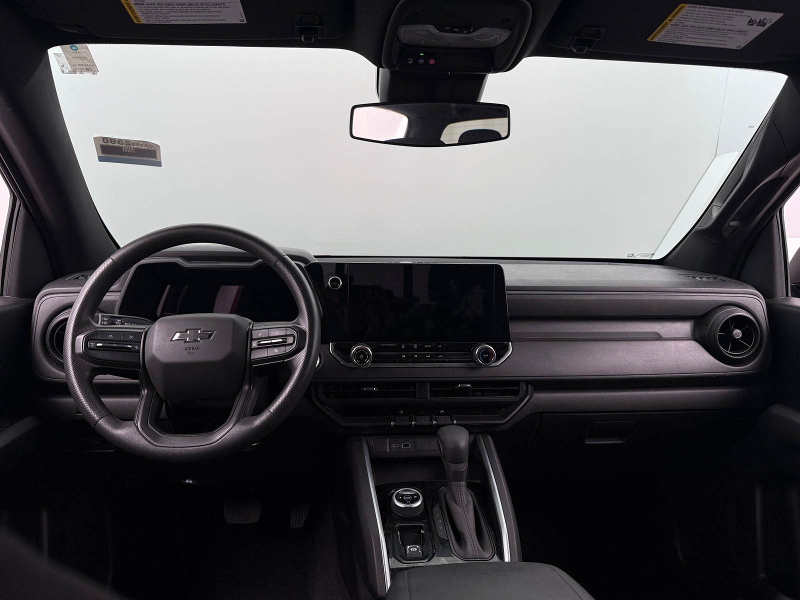 Thumbnail: 2024 Chevrolet Colorado - 3
