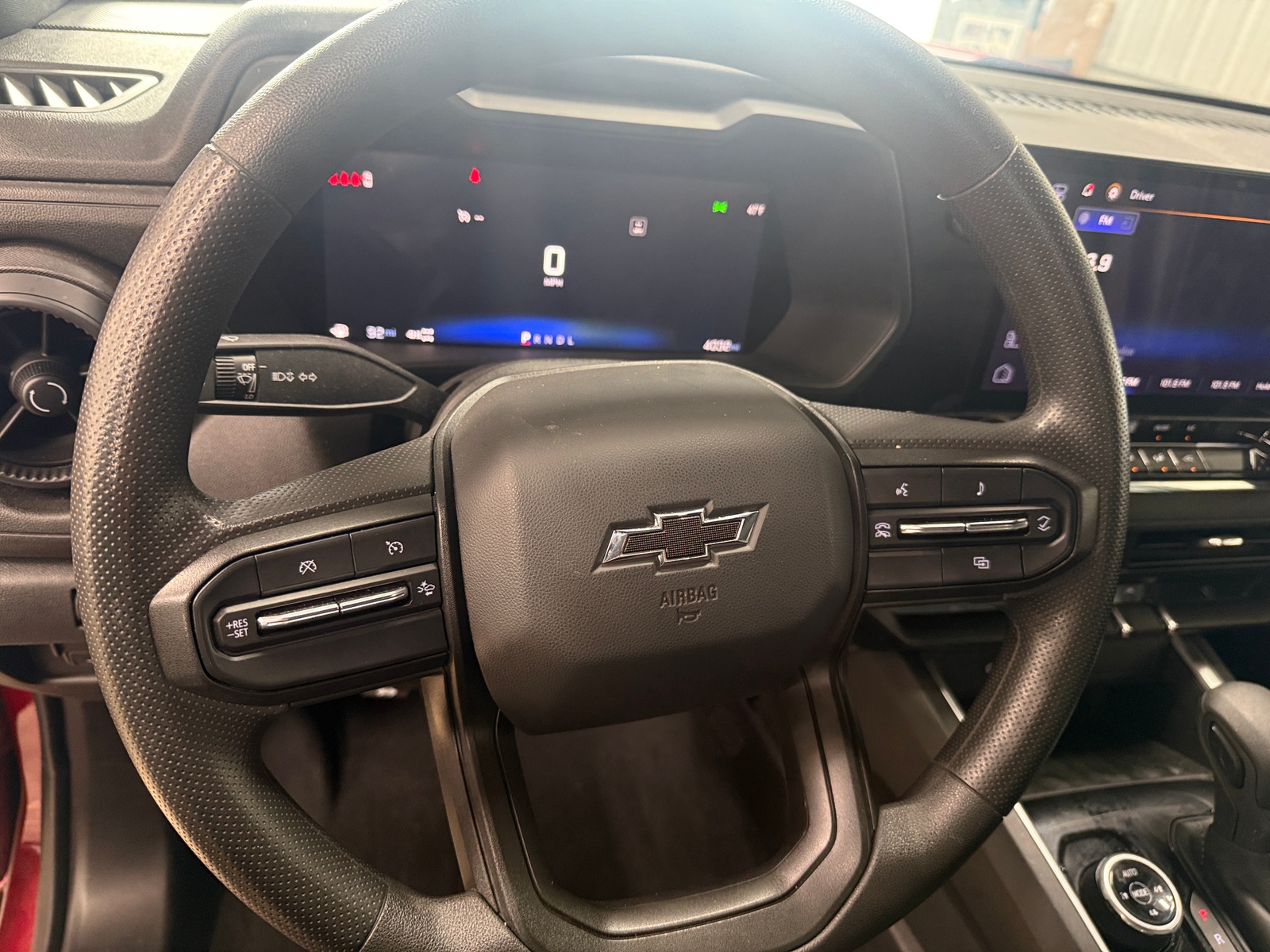 Thumbnail: 2024 Chevrolet Colorado - 5