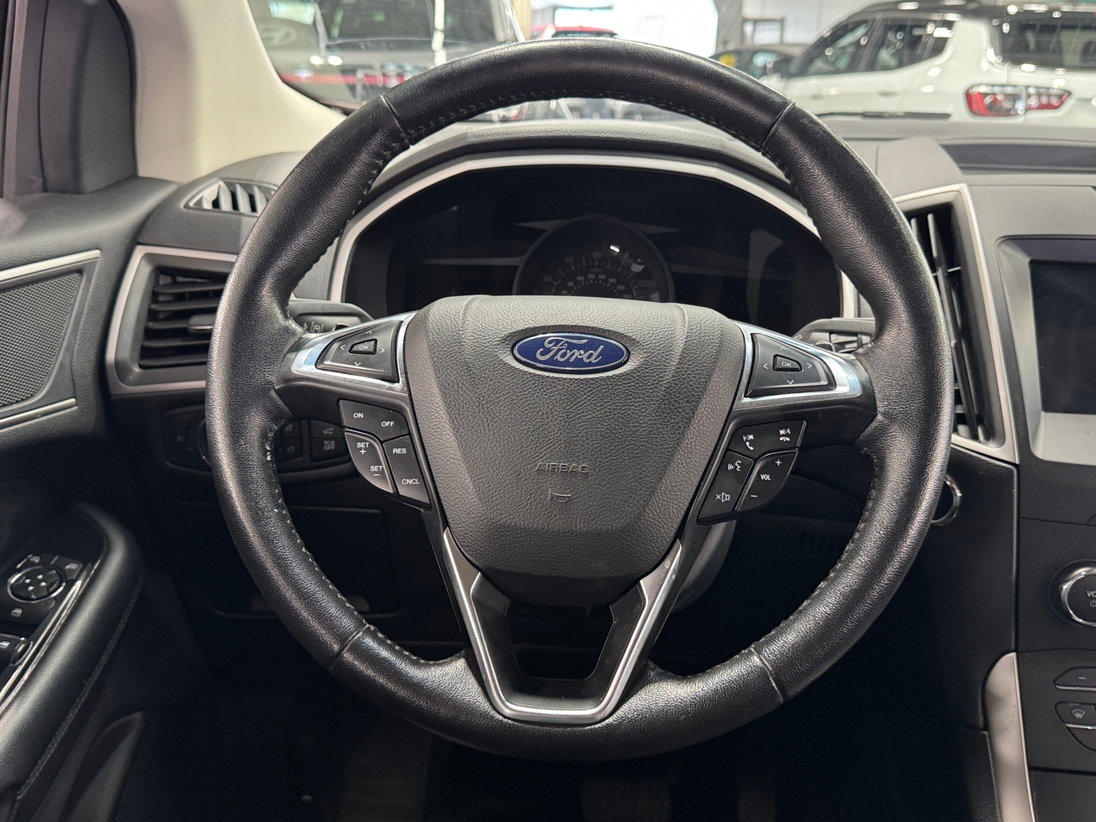 Thumbnail: 2020 Ford Edge - 4