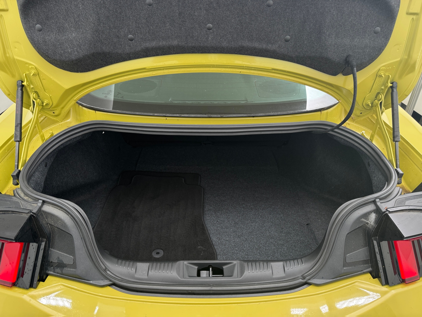 Thumbnail: 2025 Ford Mustang - 5
