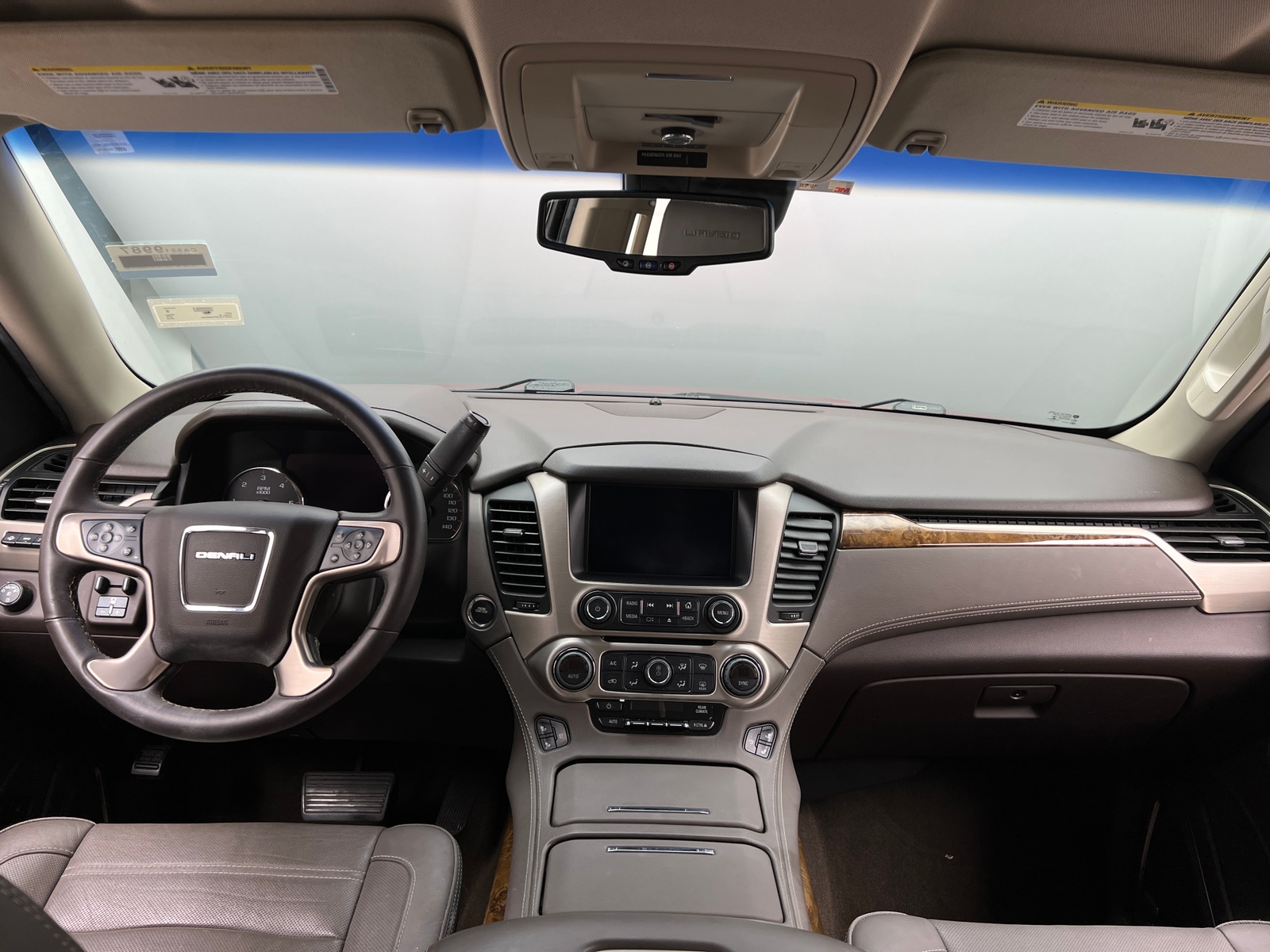 Thumbnail: 2015 GMC Yukon XL - 2