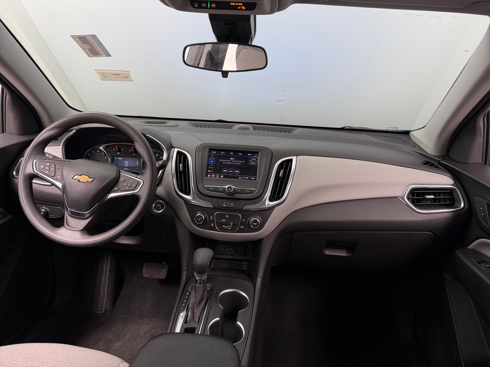 Thumbnail: 2024 Chevrolet Equinox - 3