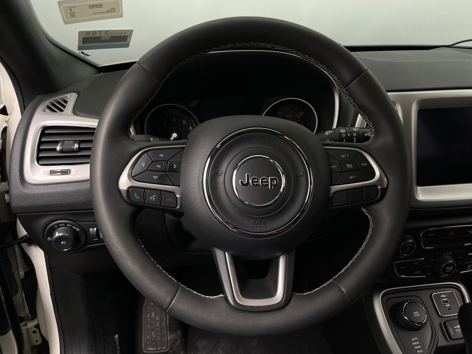Thumbnail: 2021 Jeep Compass - 4