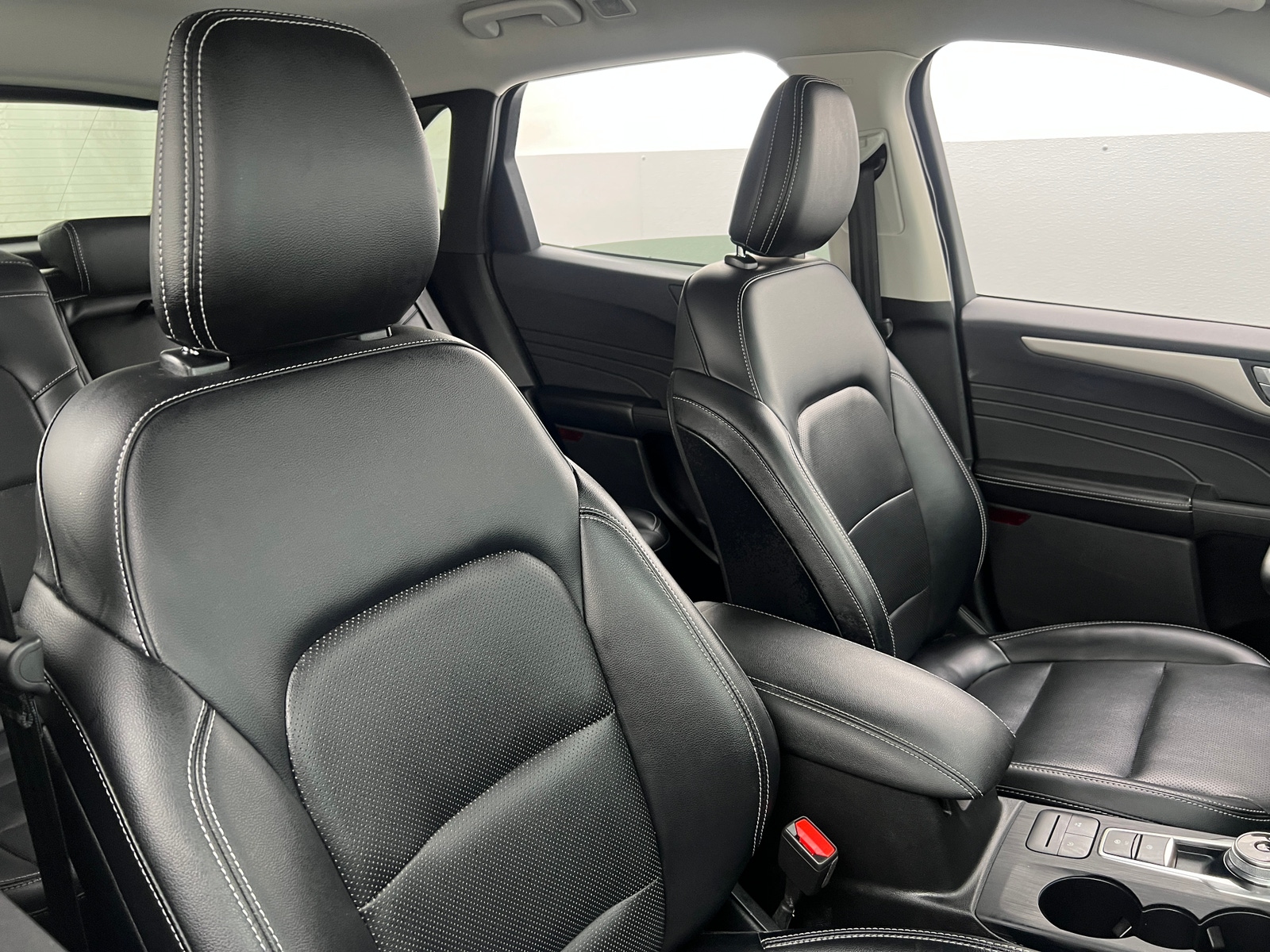 Thumbnail: 2021 Ford Escape - 2