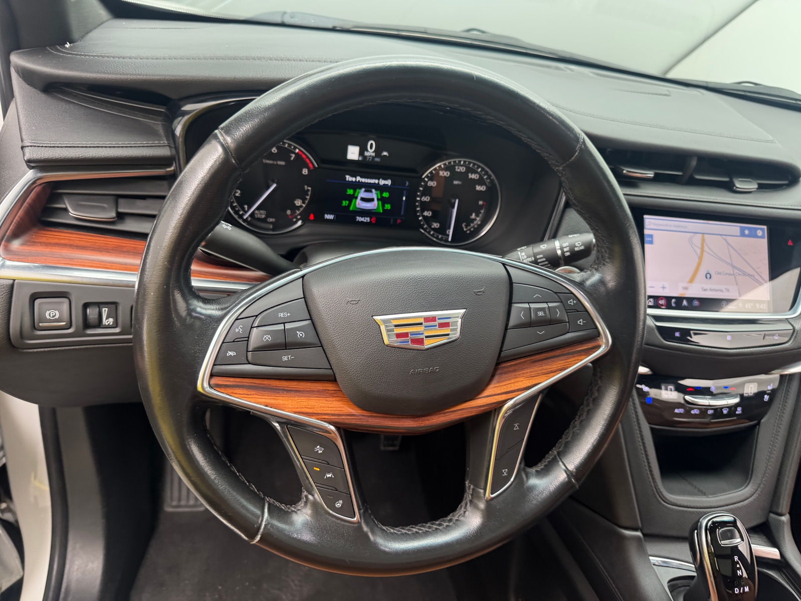 Thumbnail: 2021 Cadillac XT5 - 4