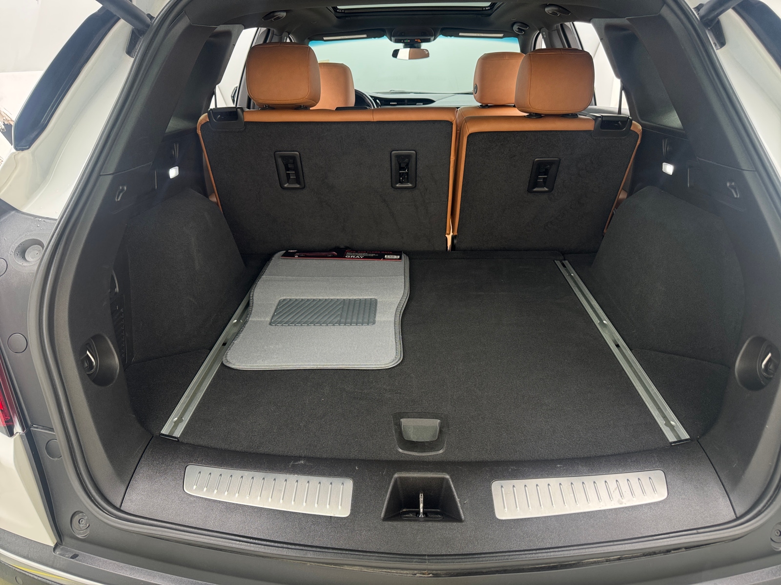 Thumbnail: 2021 Cadillac XT5 - 6