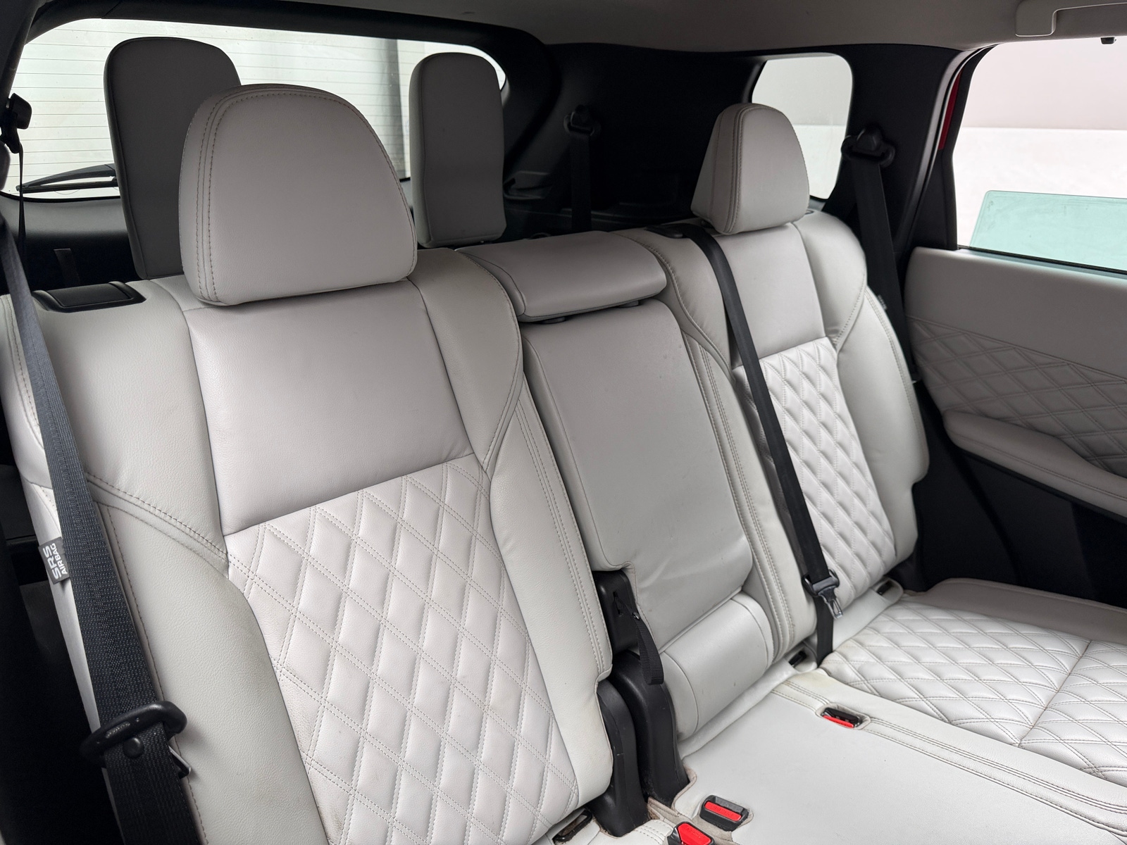 Thumbnail: 2023 Mitsubishi Outlander - 5