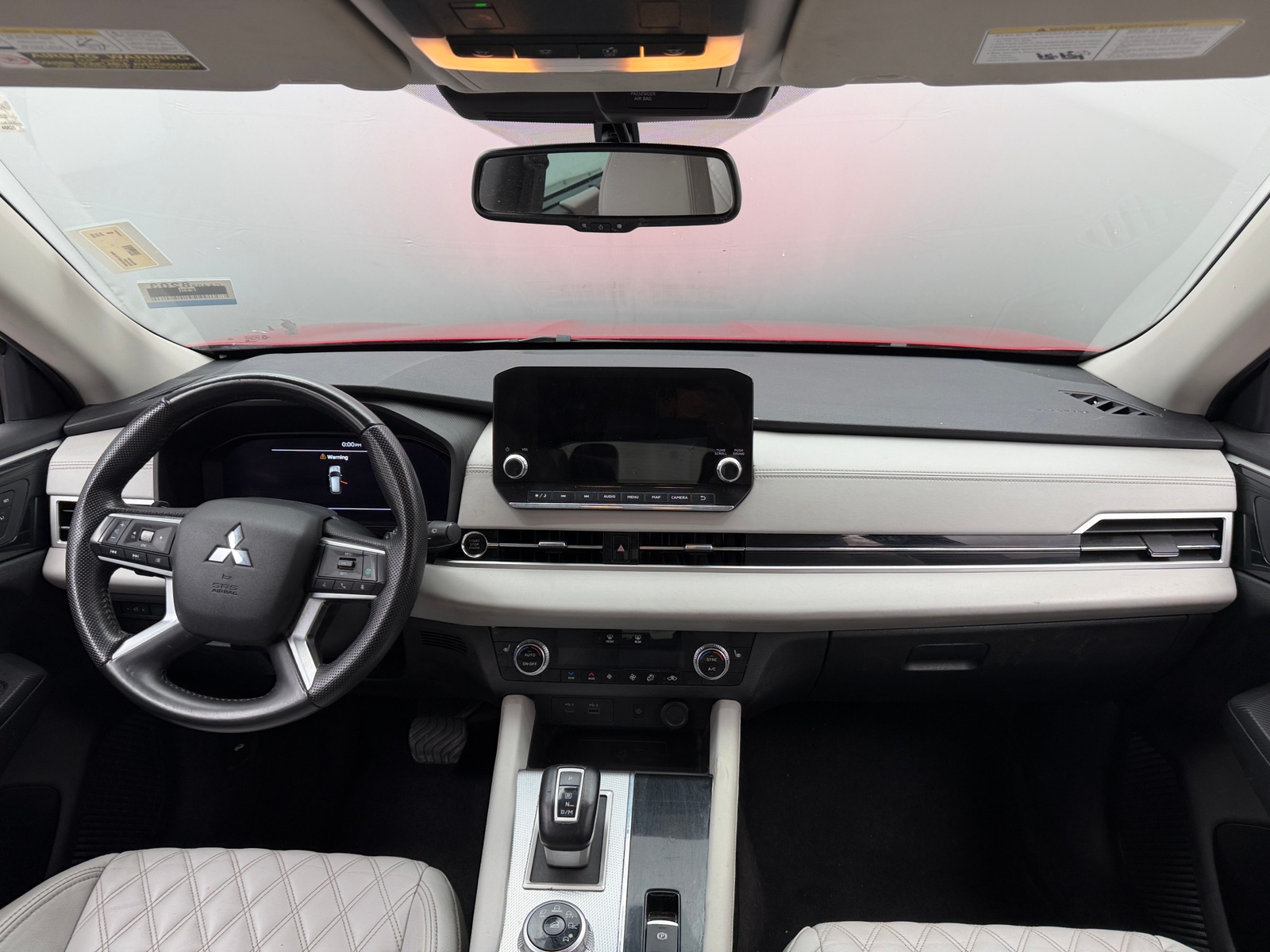 Thumbnail: 2023 Mitsubishi Outlander - 2