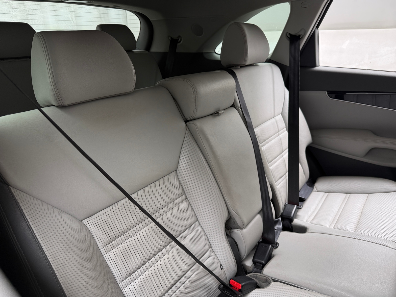 Thumbnail: 2020 Kia Sorento - 5