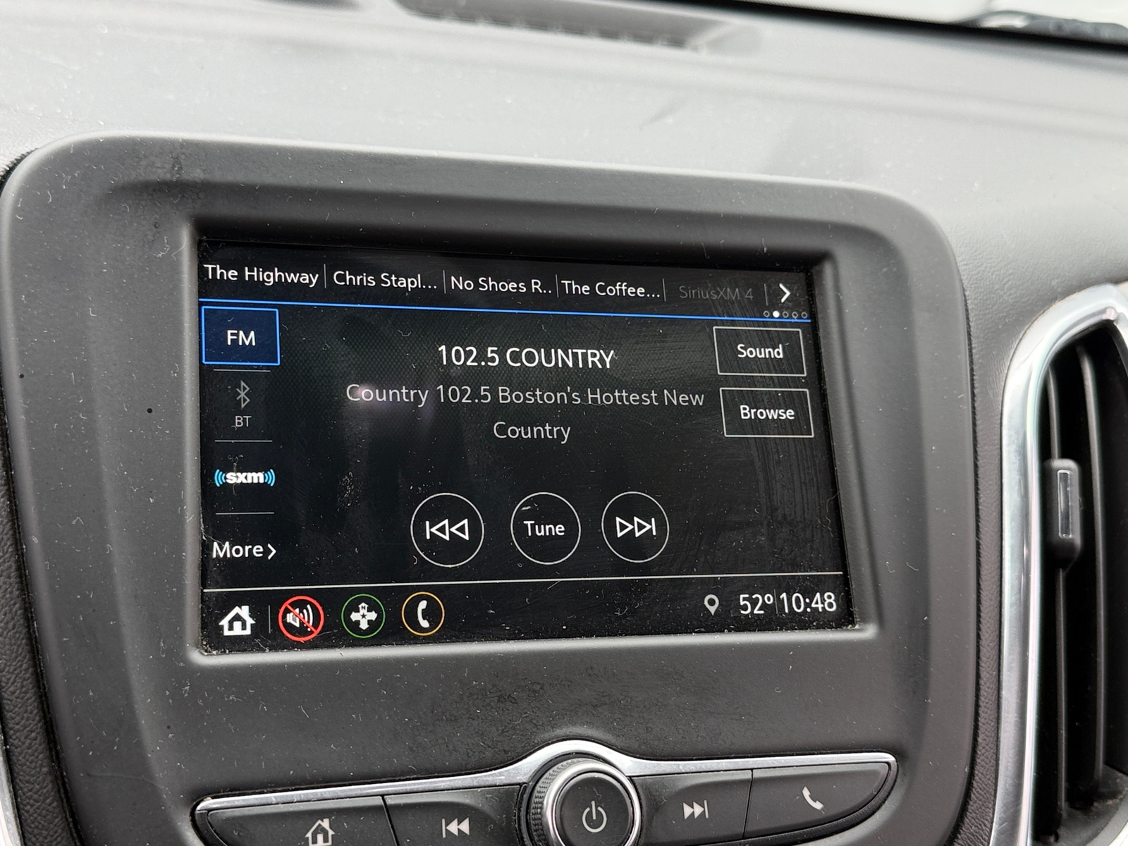 Thumbnail: 2019 Chevrolet Equinox - 4