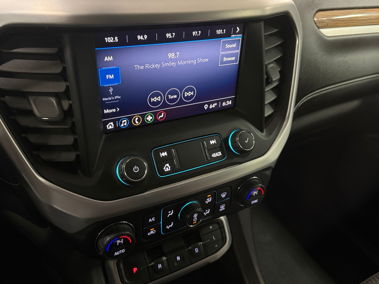 Thumbnail: 2020 GMC Acadia - 4